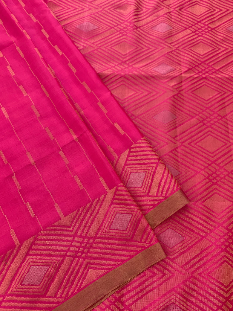 Soft Silk Saree Pink In Colour