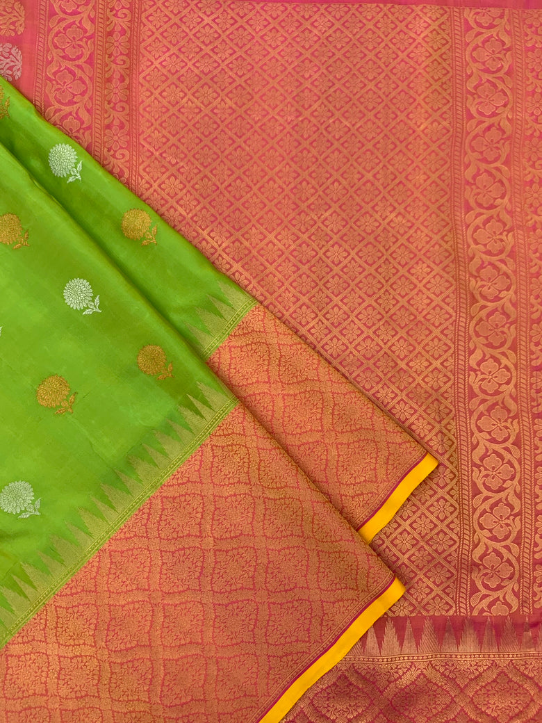 Gadwal Saree
