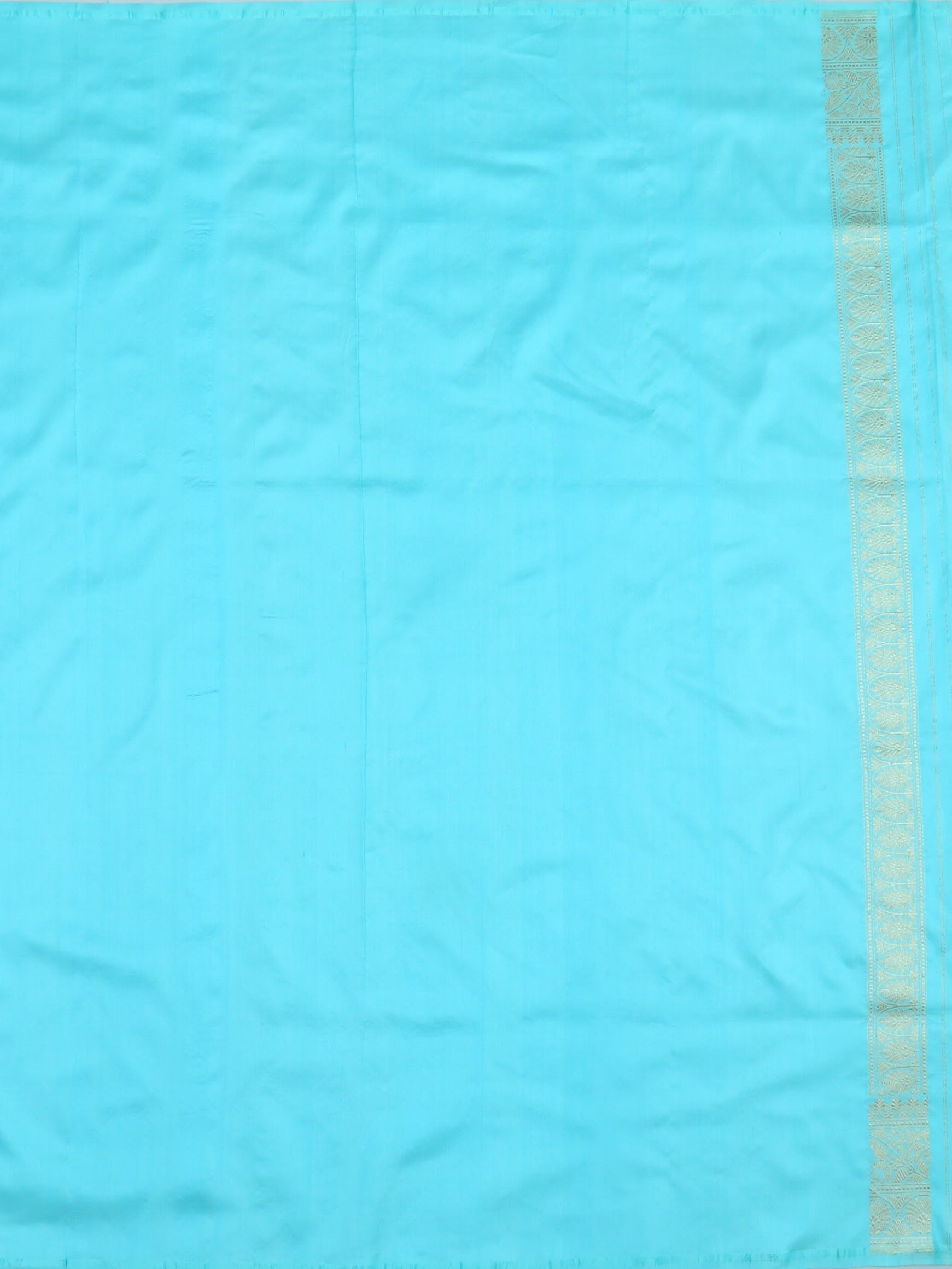 Ethereal Turquoise: Handloom Banarasi Silk Saree