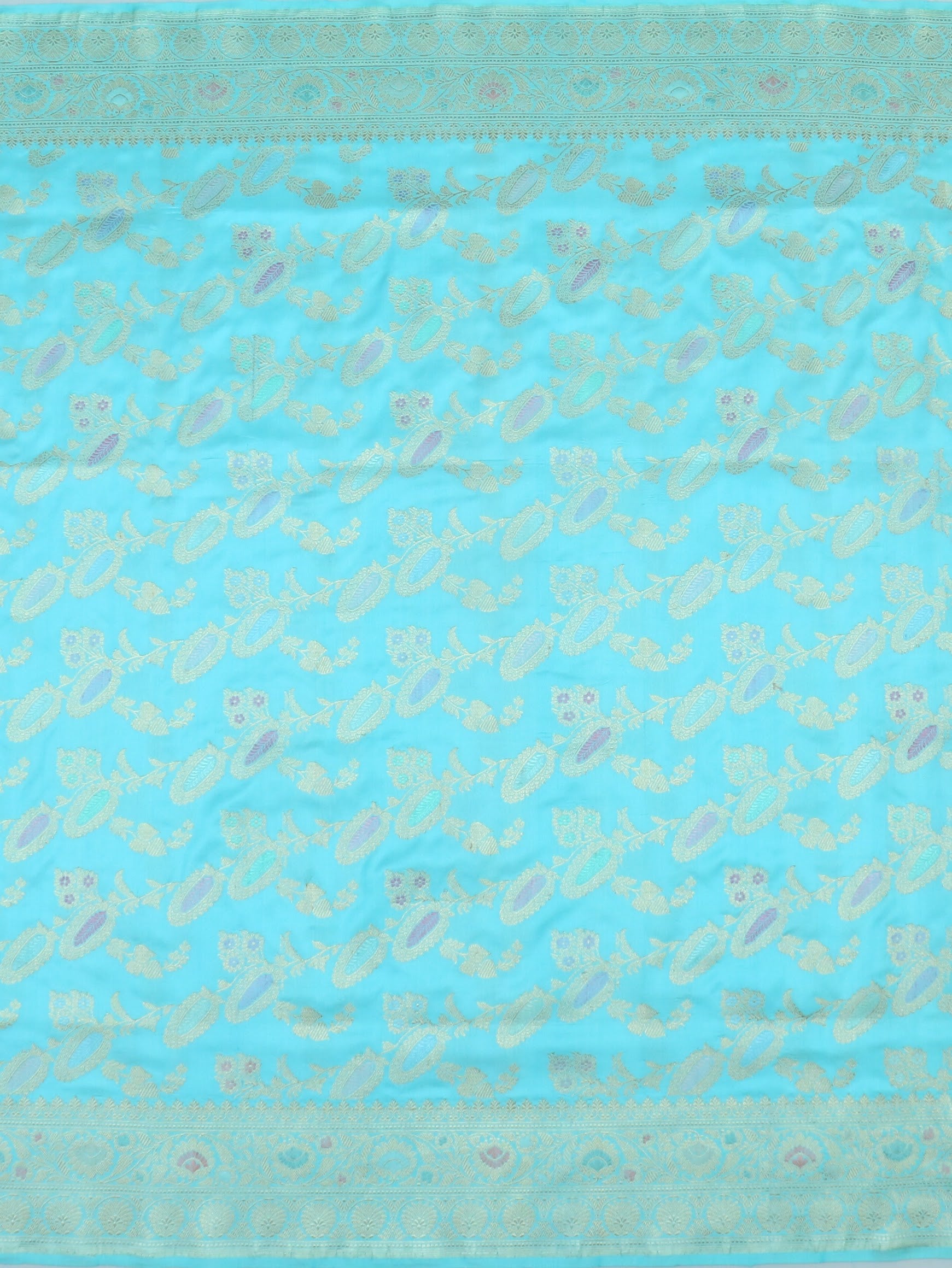 Ethereal Turquoise: Handloom Banarasi Silk Saree