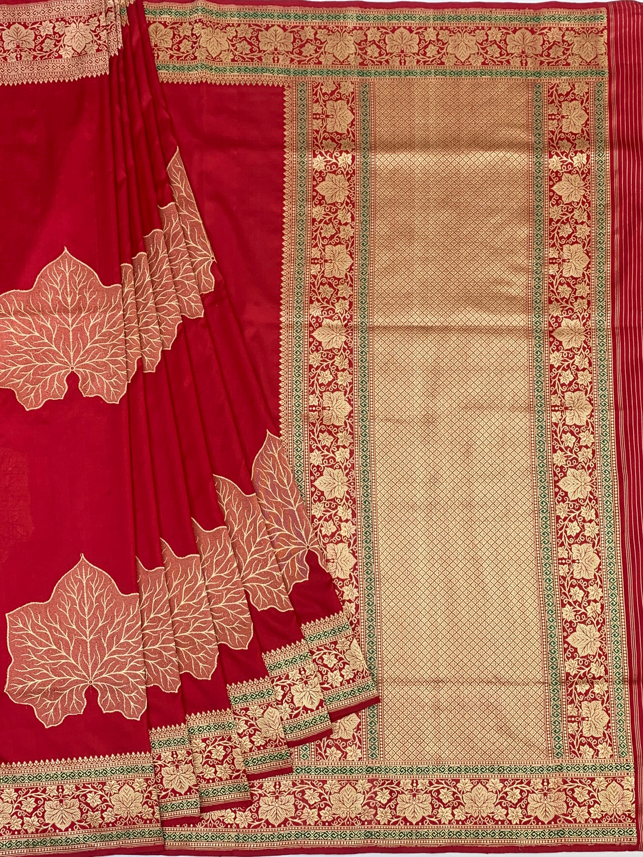 Heritage Crimson Banarasi Silk Saree with Chinar Leaf Motifs