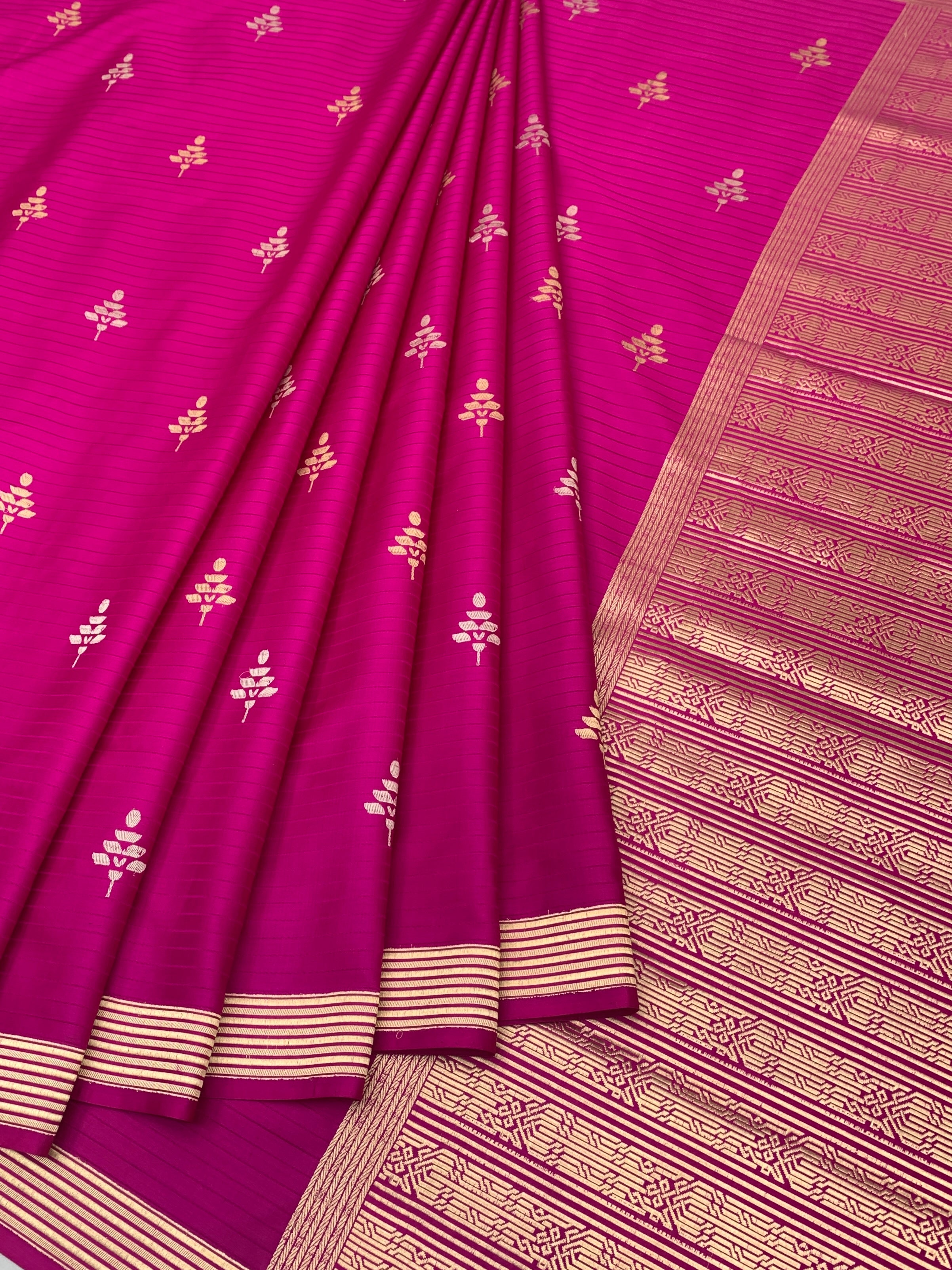 Vibrant Rani Pink Banarasi Silk Saree with Geometric Leaf Motifs