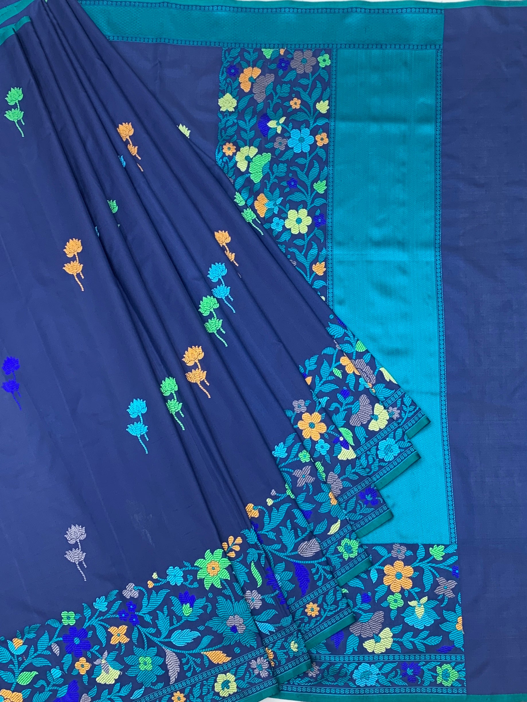 Radiance in Blue : Handwoven Banarasi Silk Saree