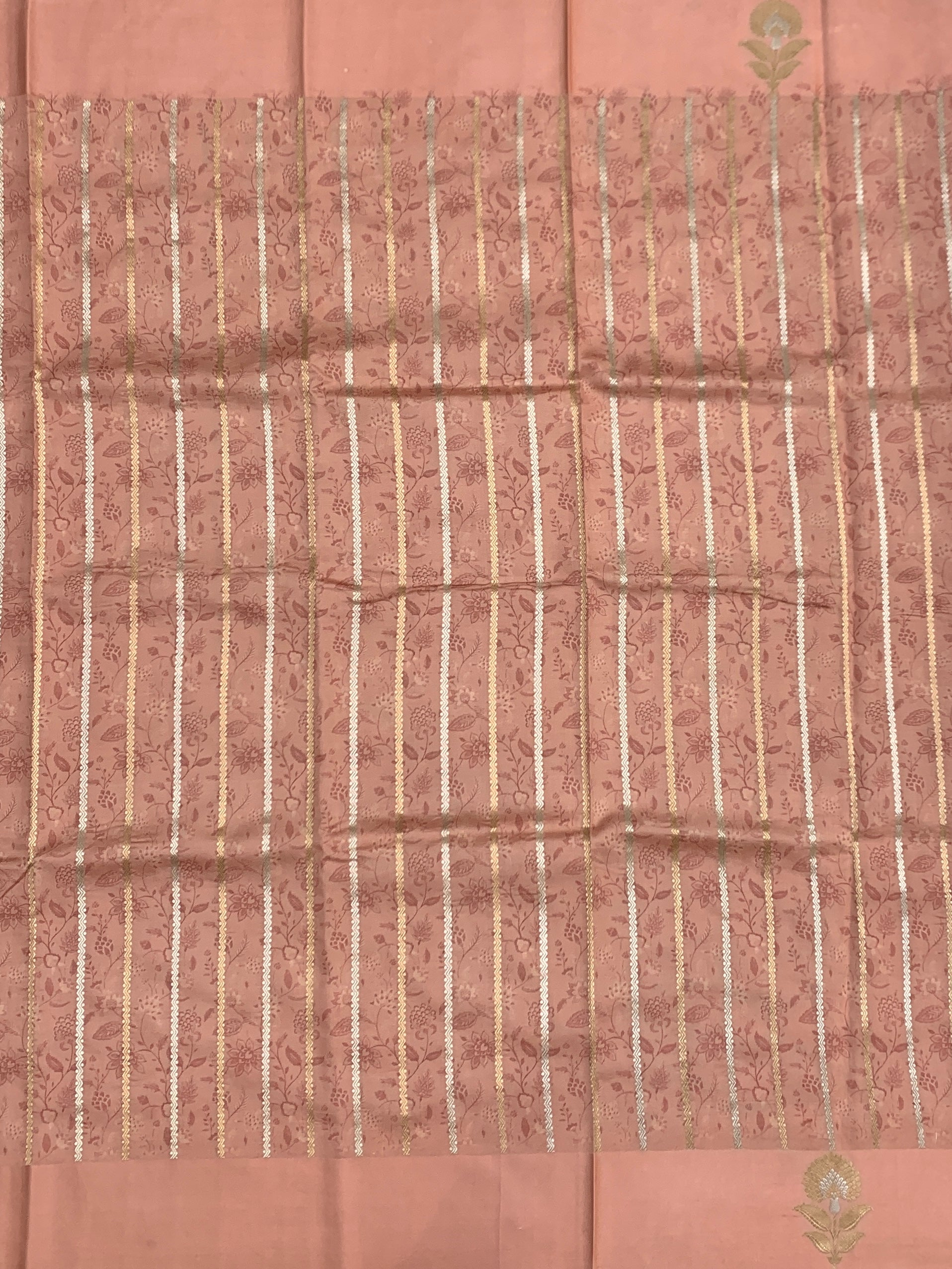 Printed Raw Mango  Silk Saree in Peach