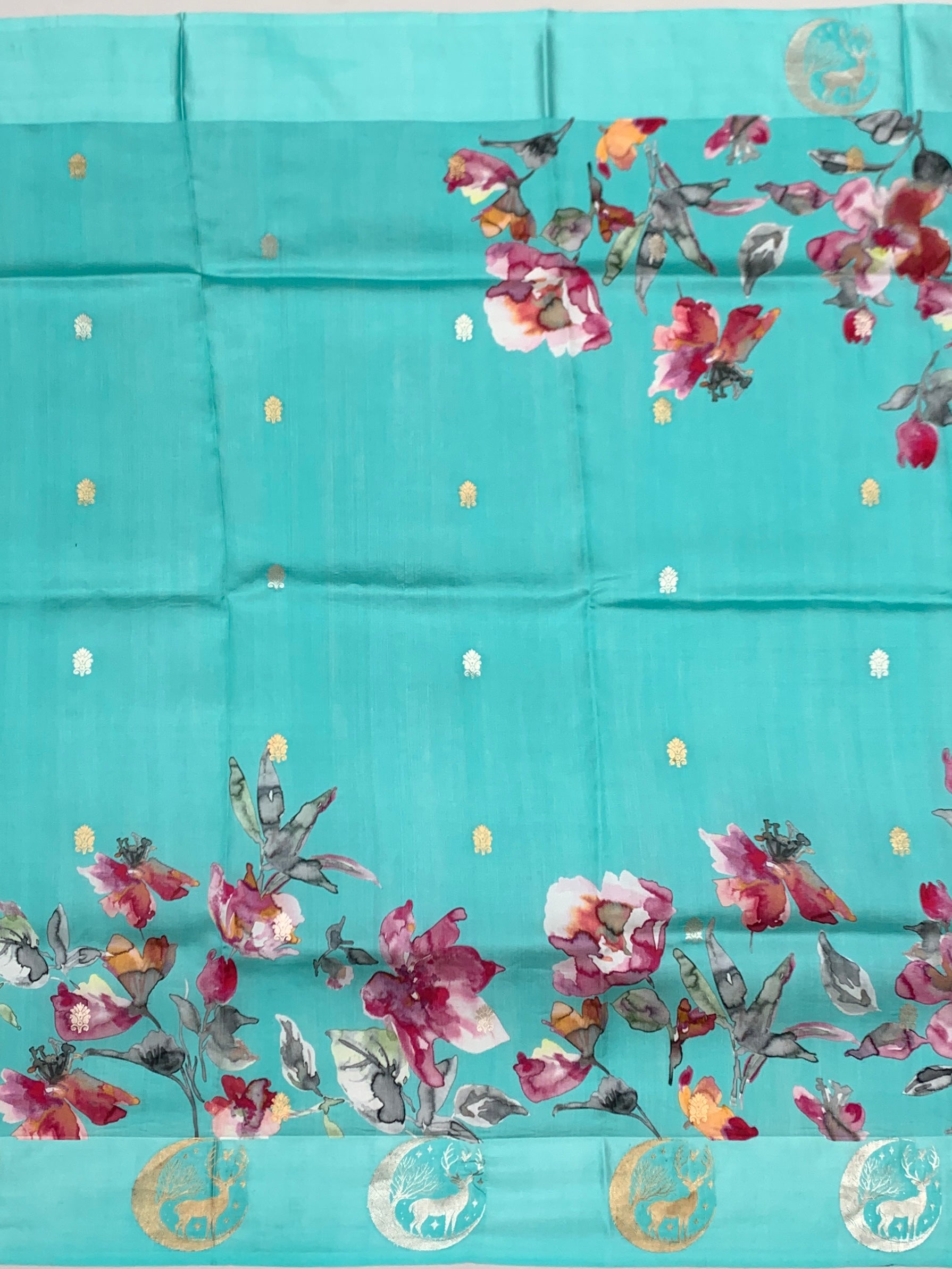 Digital Floral & Ethereal Charm: Printed Raw Mango Silk Saree