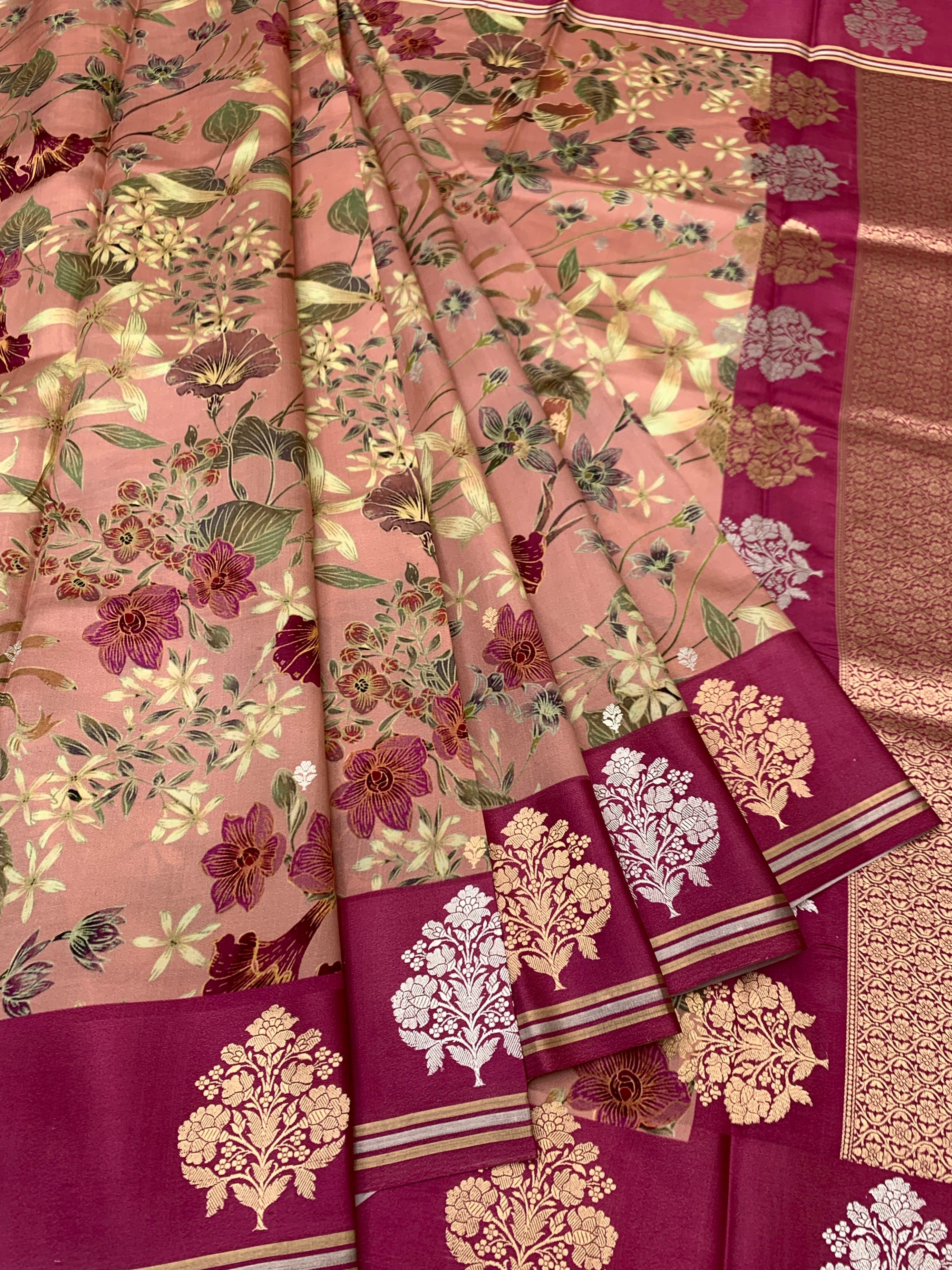 Floral Elegance: Printed Raw Mango Silk Saree