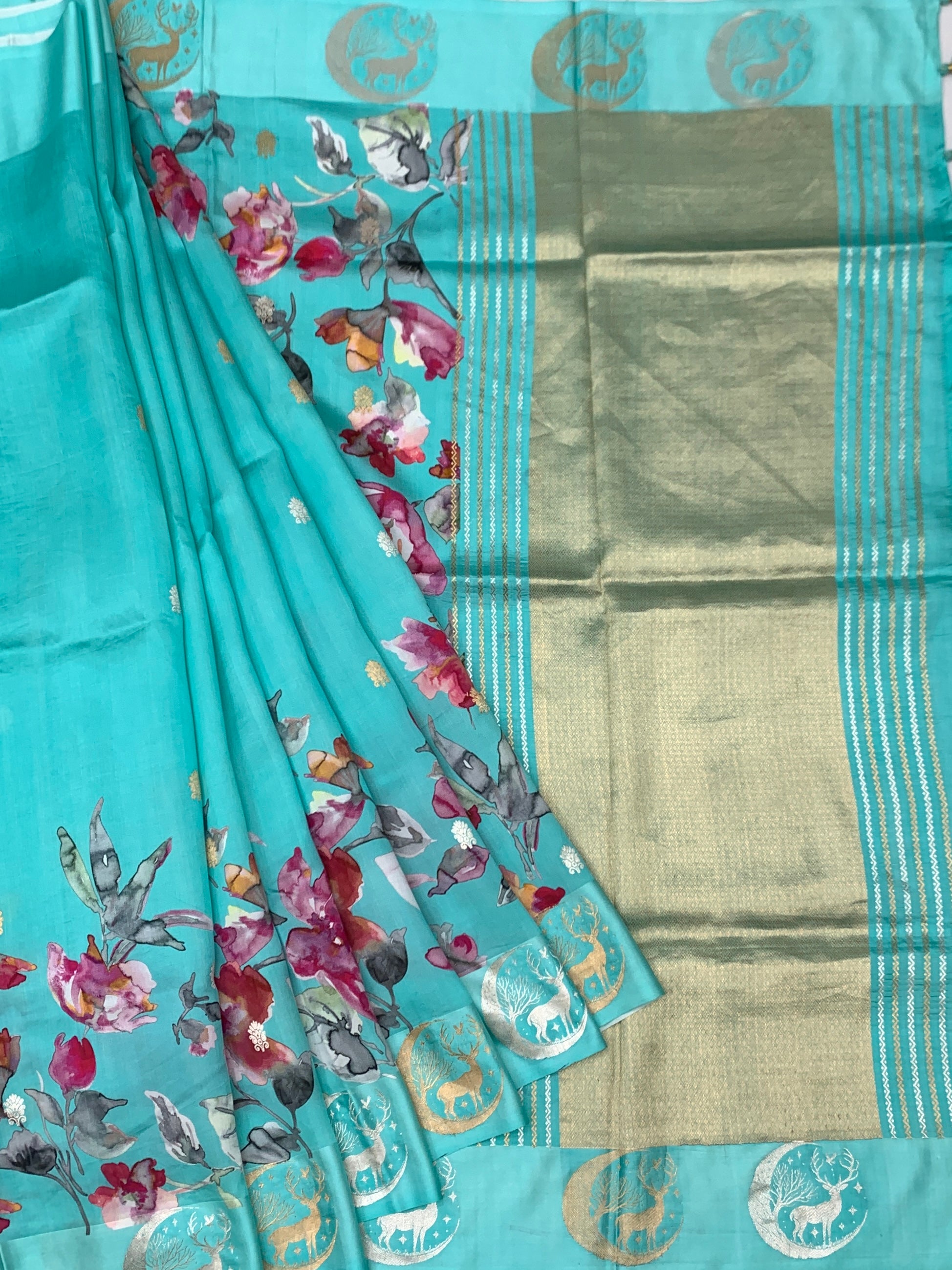 Digital Floral & Ethereal Charm: Printed Raw Mango Silk Saree