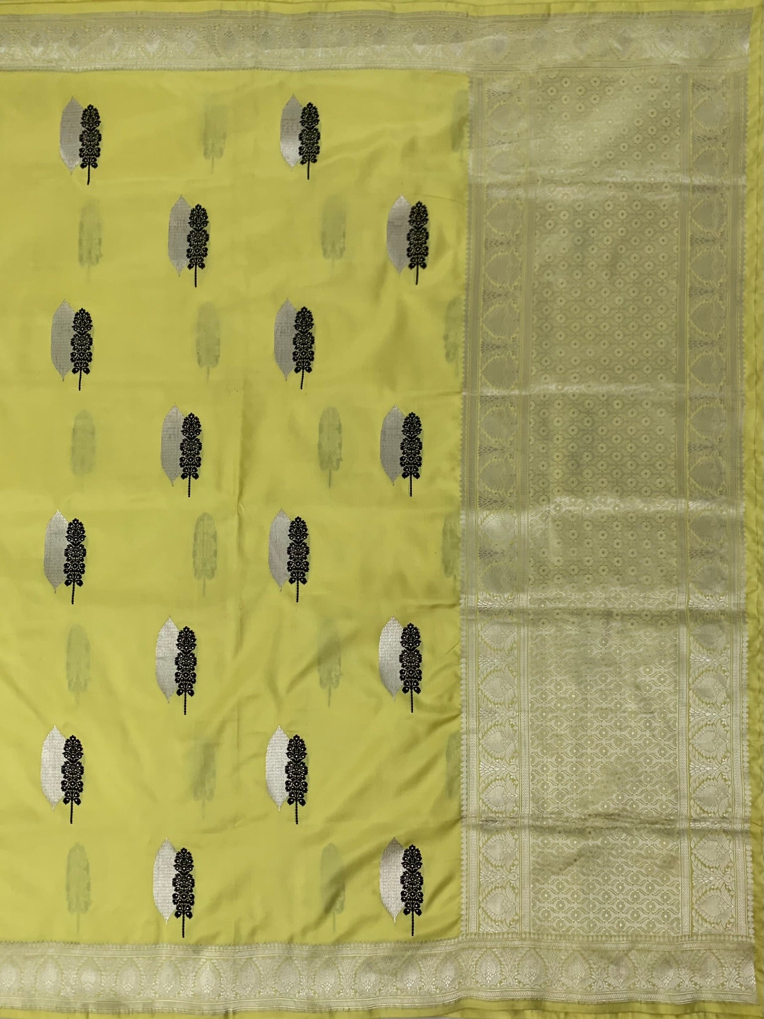 Banarasi saree