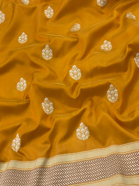 Banarasi Kadwa Weave Silk Saree Dark-Mustard In Colour