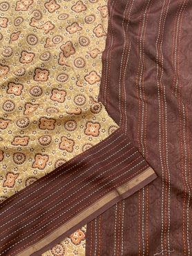 Cotton Prints Saree Beige In Colour