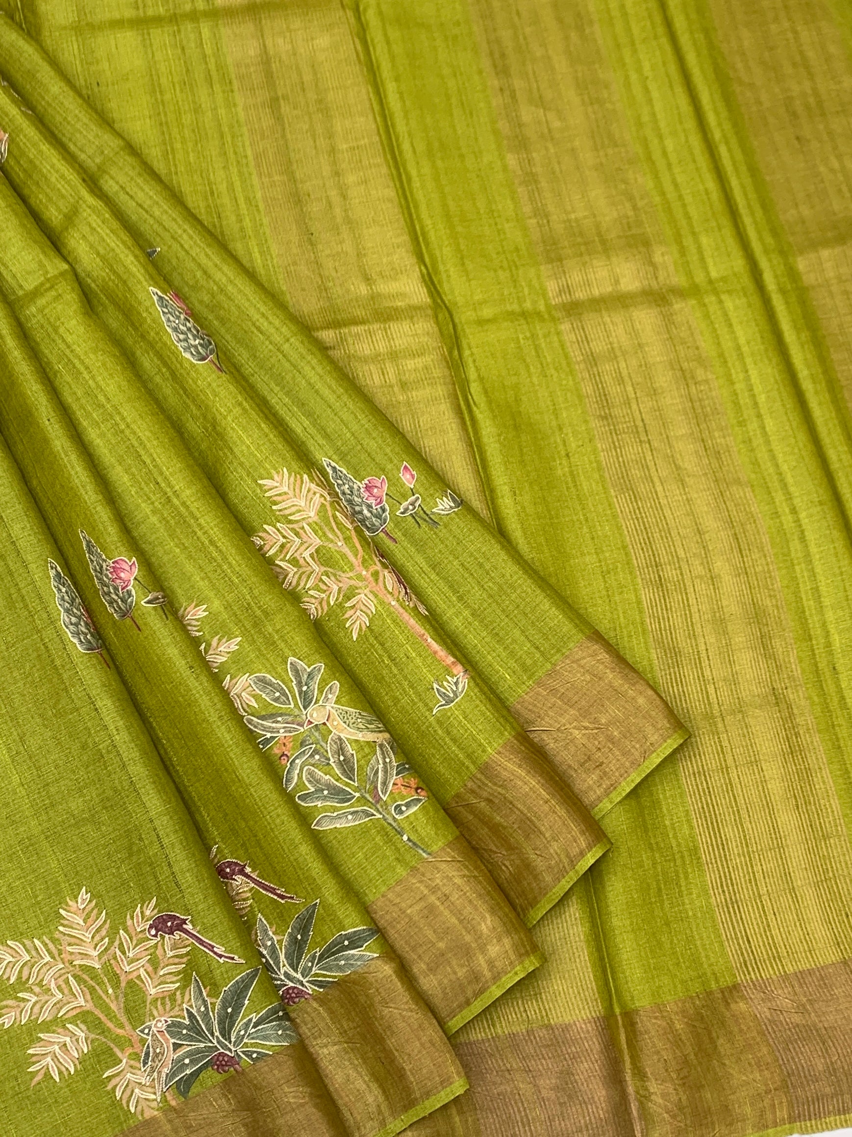 Pistachio Whimsy: Bird & Botanical Tussore Printed Saree