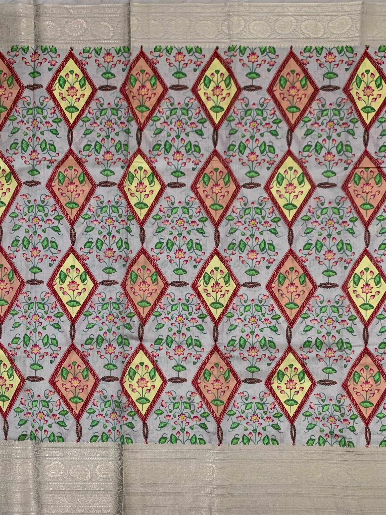 Chiniya Silk