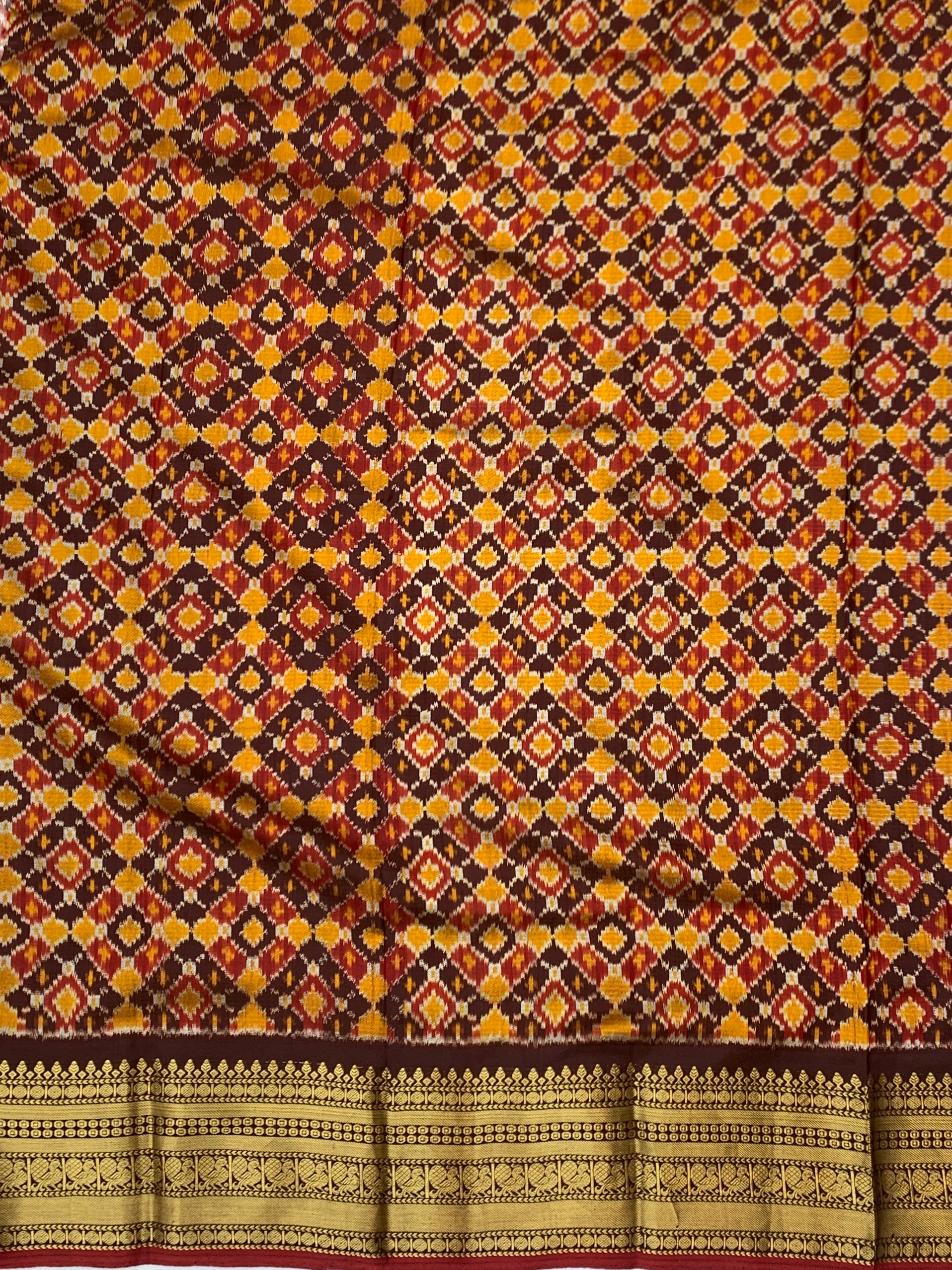 Exquisite Kanjeevaram Patola Silk Saree with Contrast Blouse