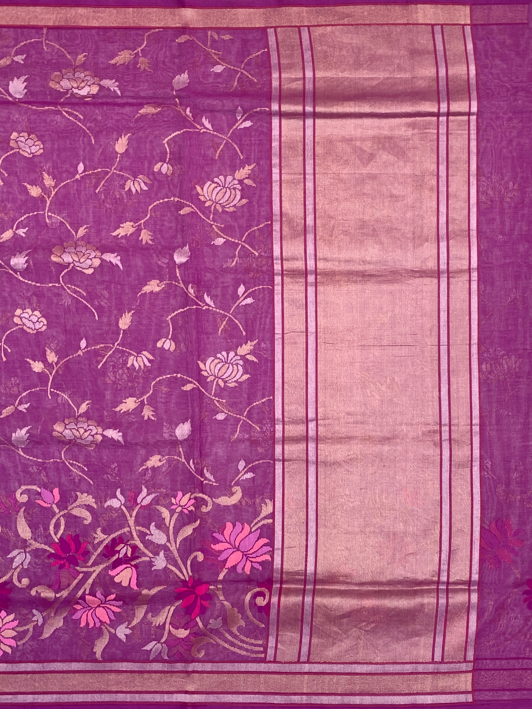 Jamdani Saree