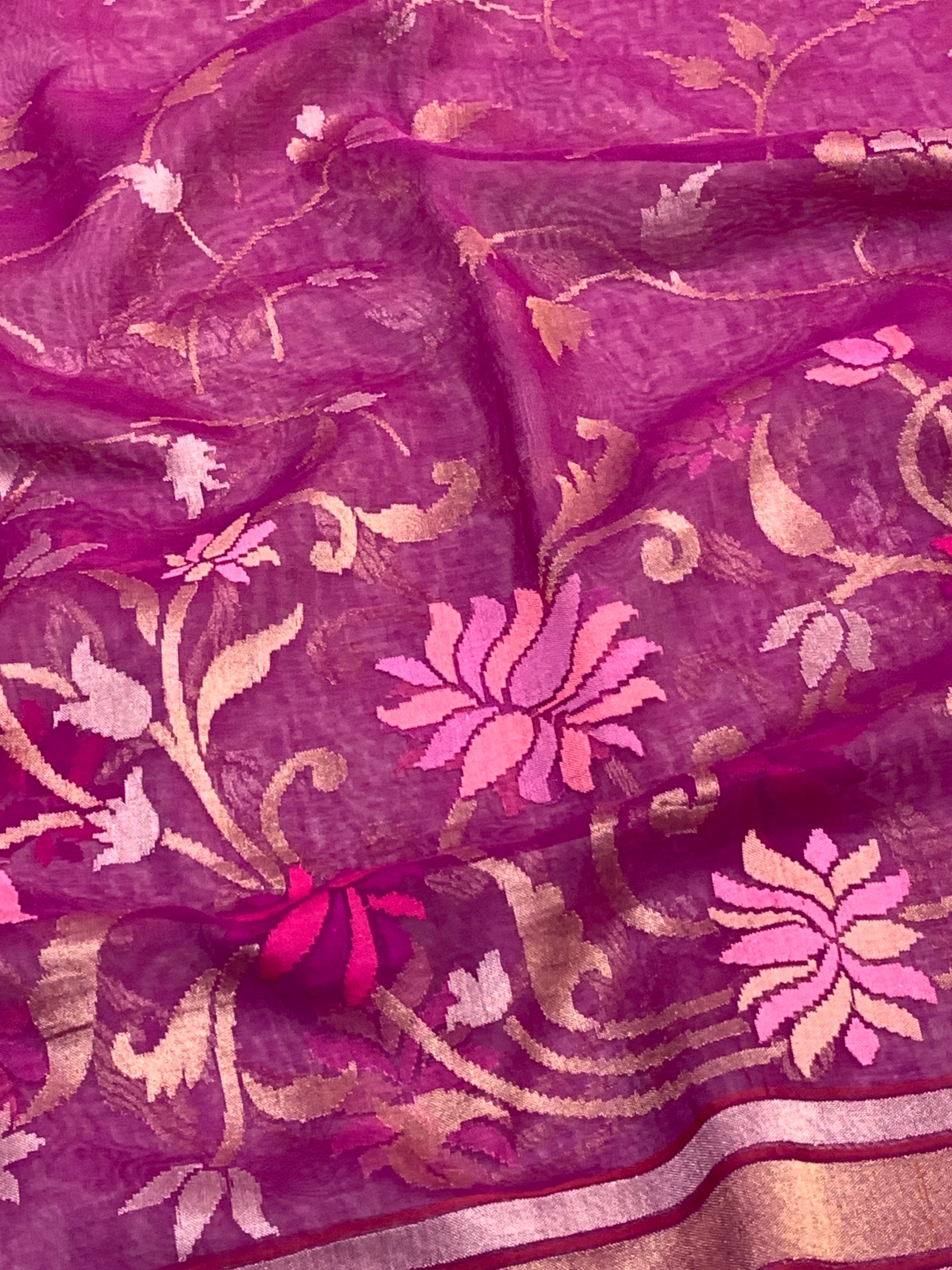 Jamdani Saree