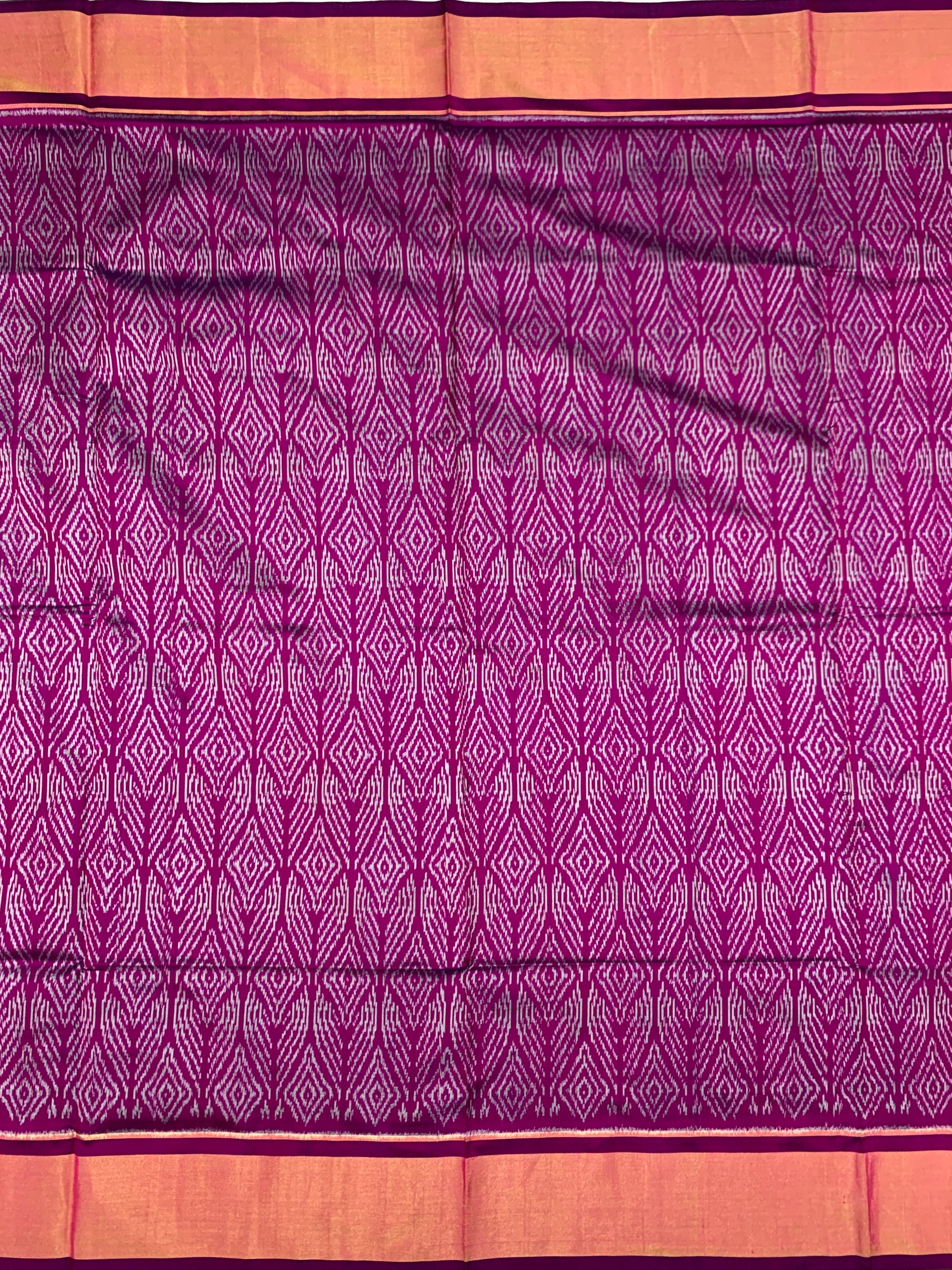 Exquisite Magenta Ikat Silk Saree with Chevron Pallu