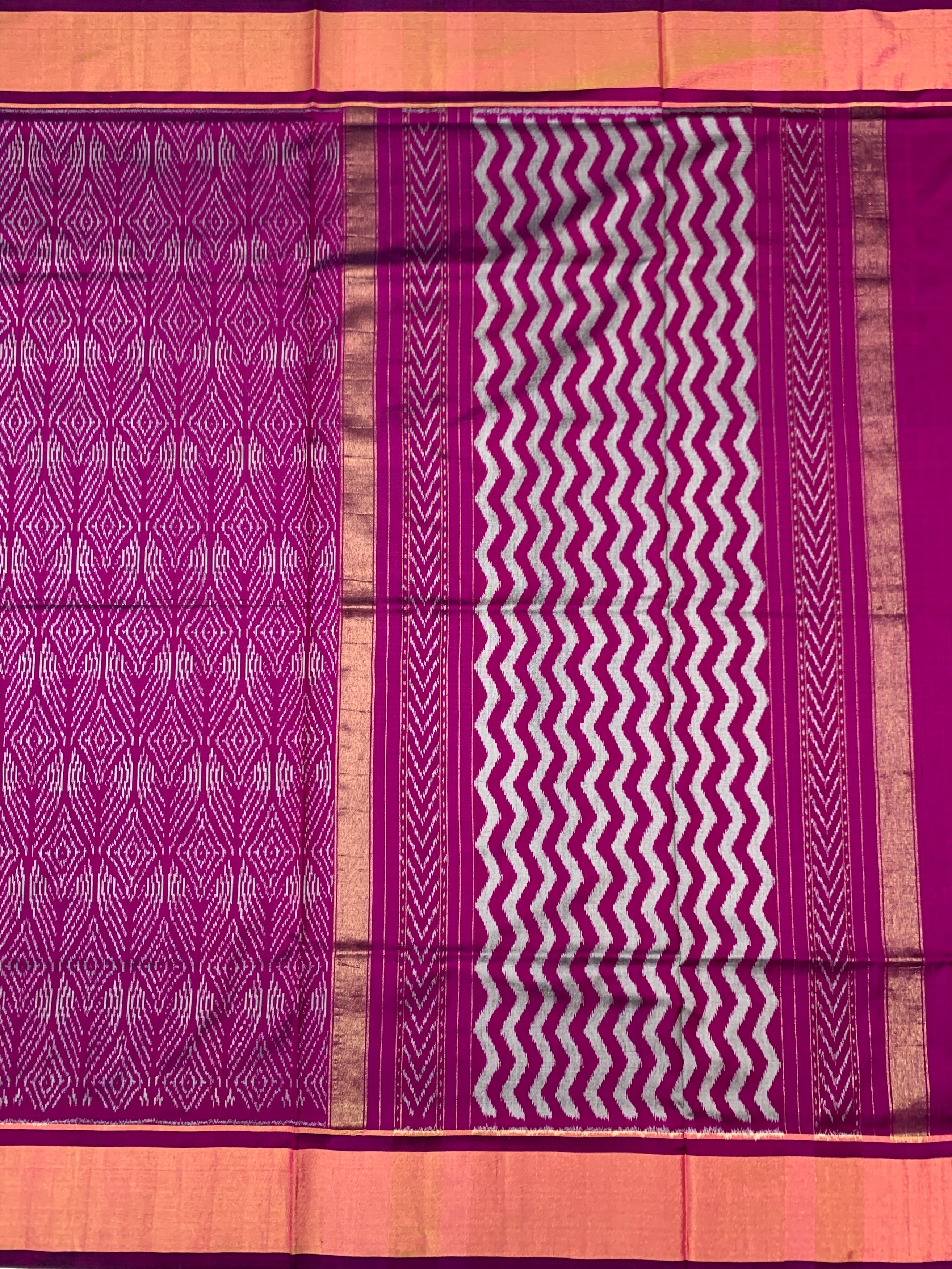Exquisite Magenta Ikat Silk Saree with Chevron Pallu