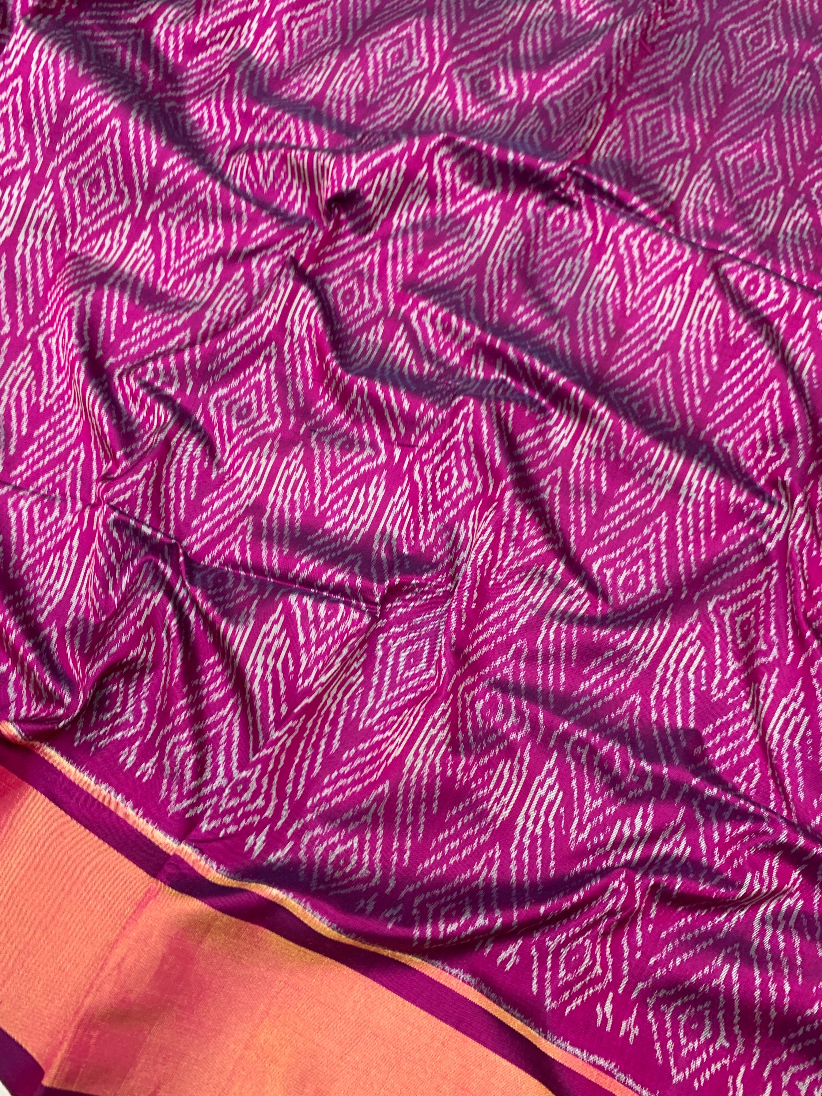 Exquisite Magenta Ikat Silk Saree with Chevron Pallu