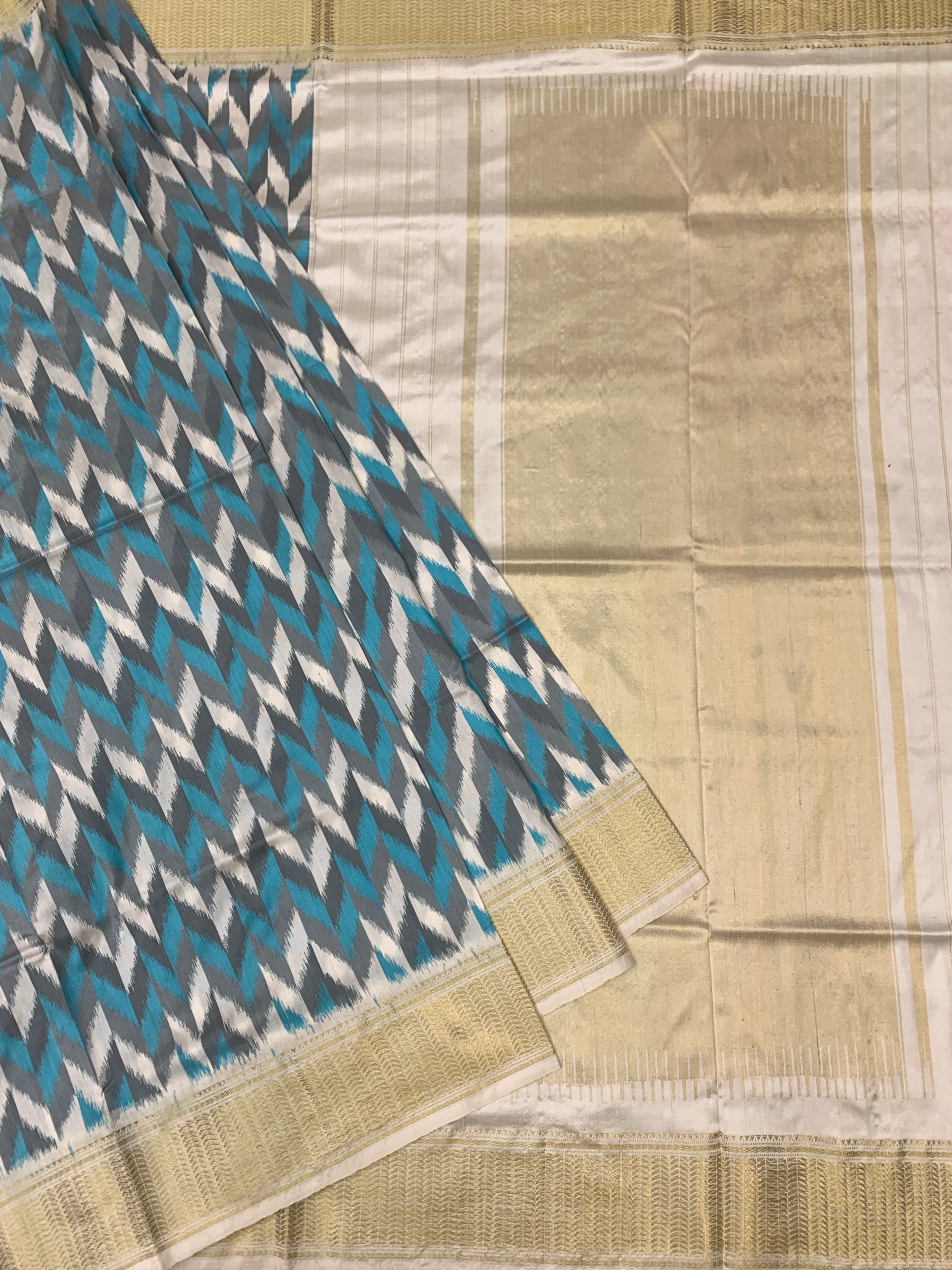 Handcrafted Ikat Silk Saree in Steel Grey and Cerulean Blue