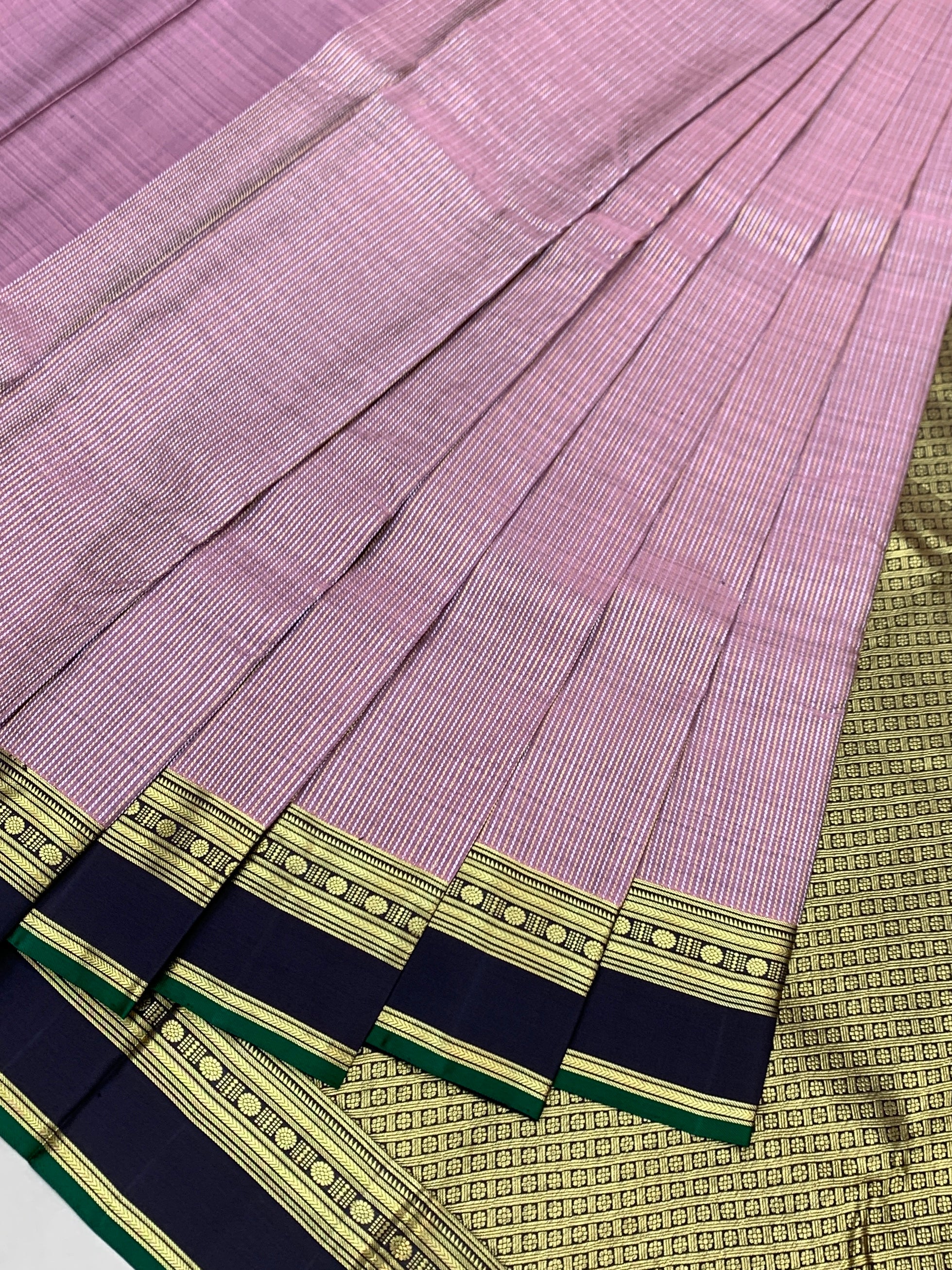 Elegant Onion Pink & Deep Navy Kanjeevaram Silk Saree