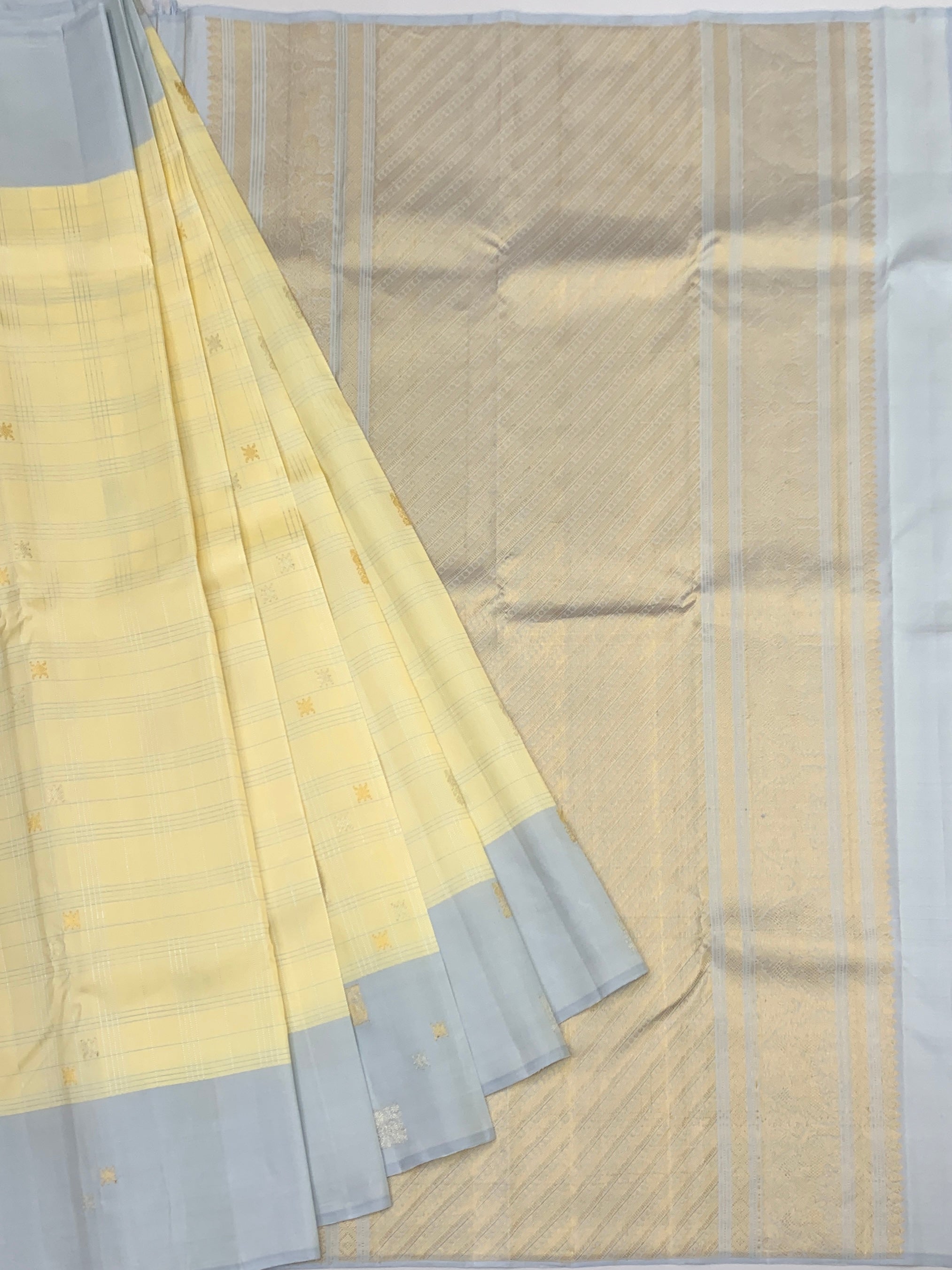 Cream & Powder Blue Handwoven Kanjeevaram Silk Saree