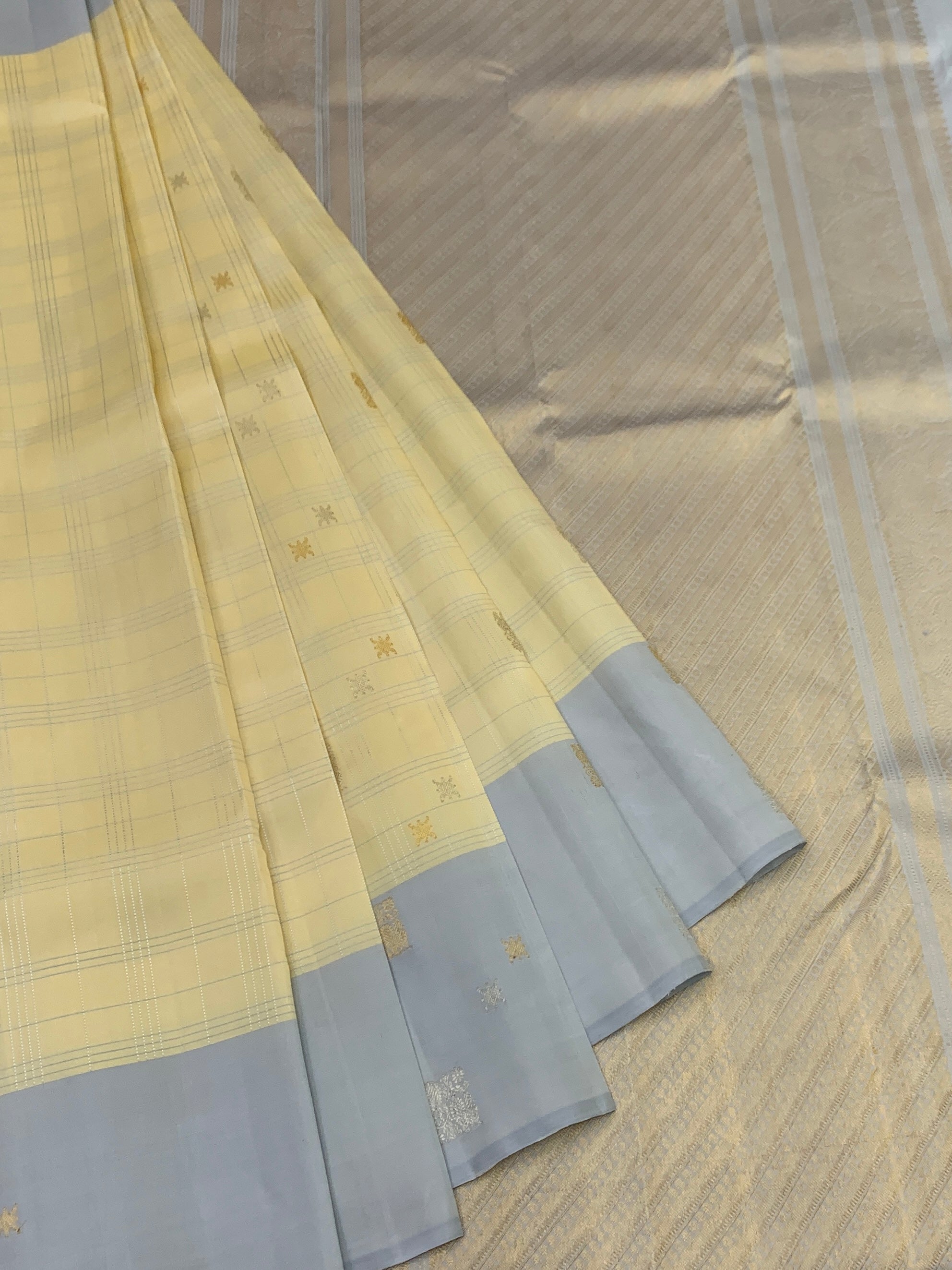 Cream & Powder Blue Handwoven Kanjeevaram Silk Saree