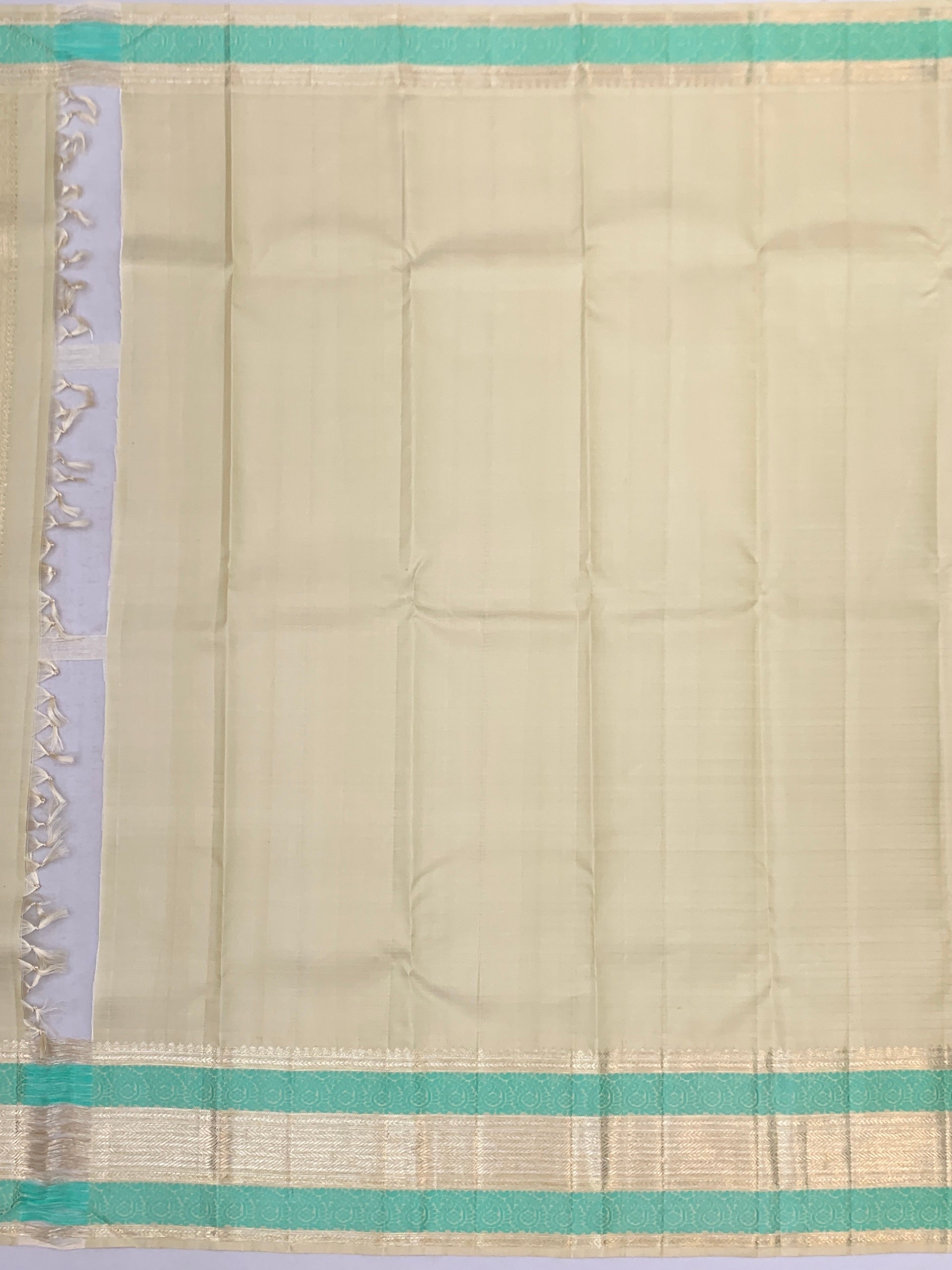 Exquisite Pink & Cream Kanjeevaram Silk Saree