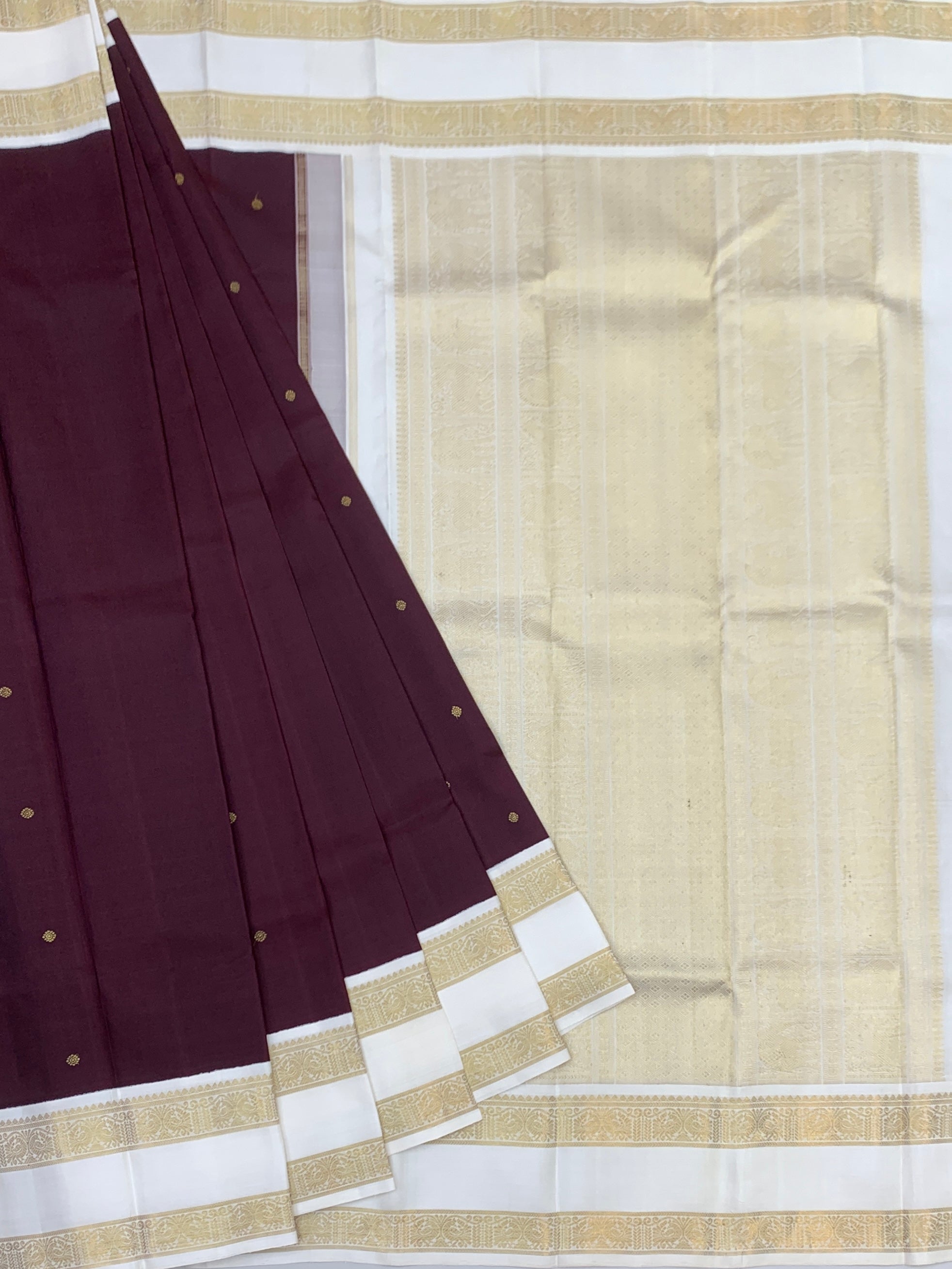 Exquisite Wine Burgundy Kanjeevaram Silk Saree