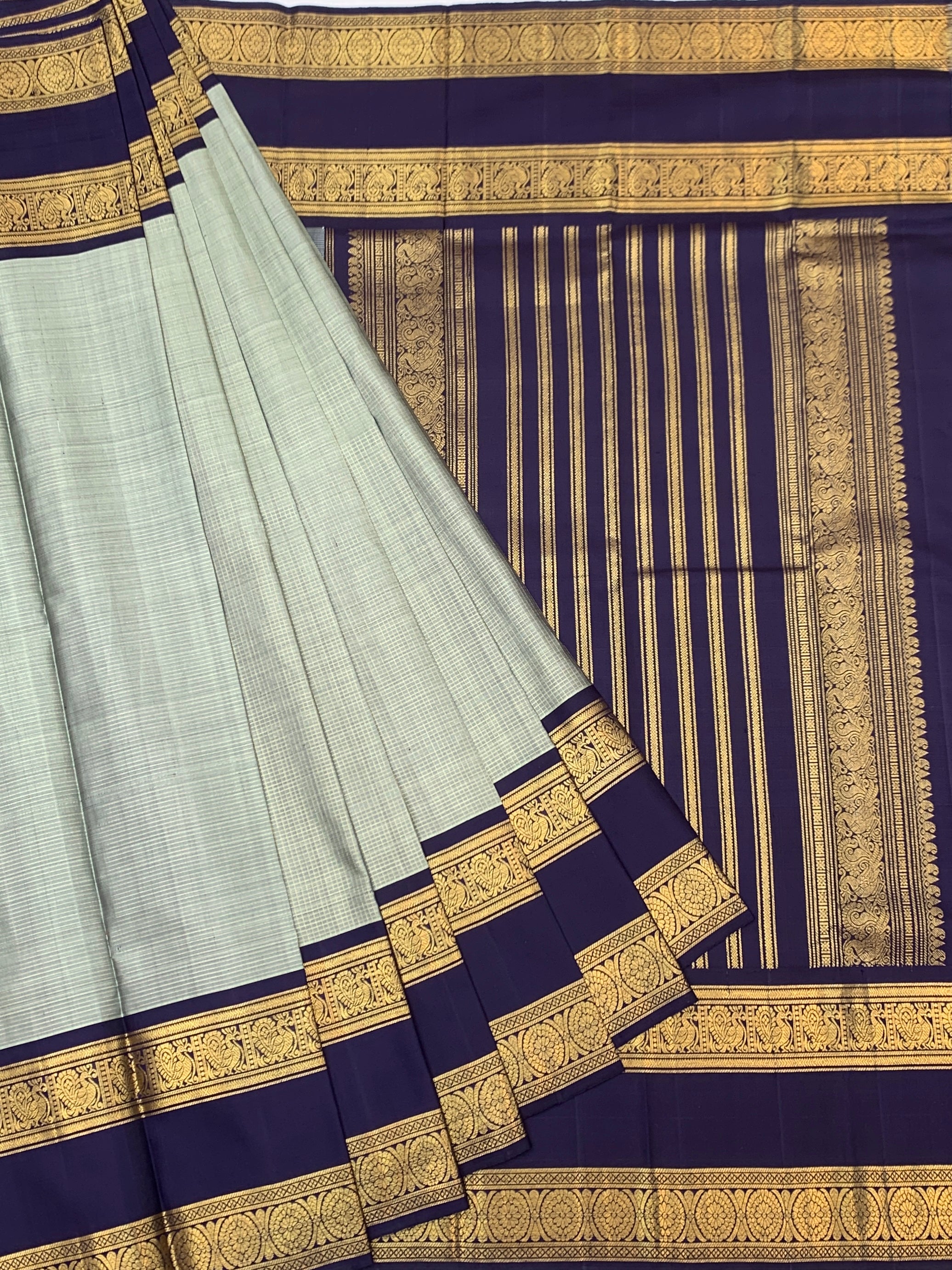 Exquisite Pastel Green & Deep Violet Kanjeevaram Silk Saree