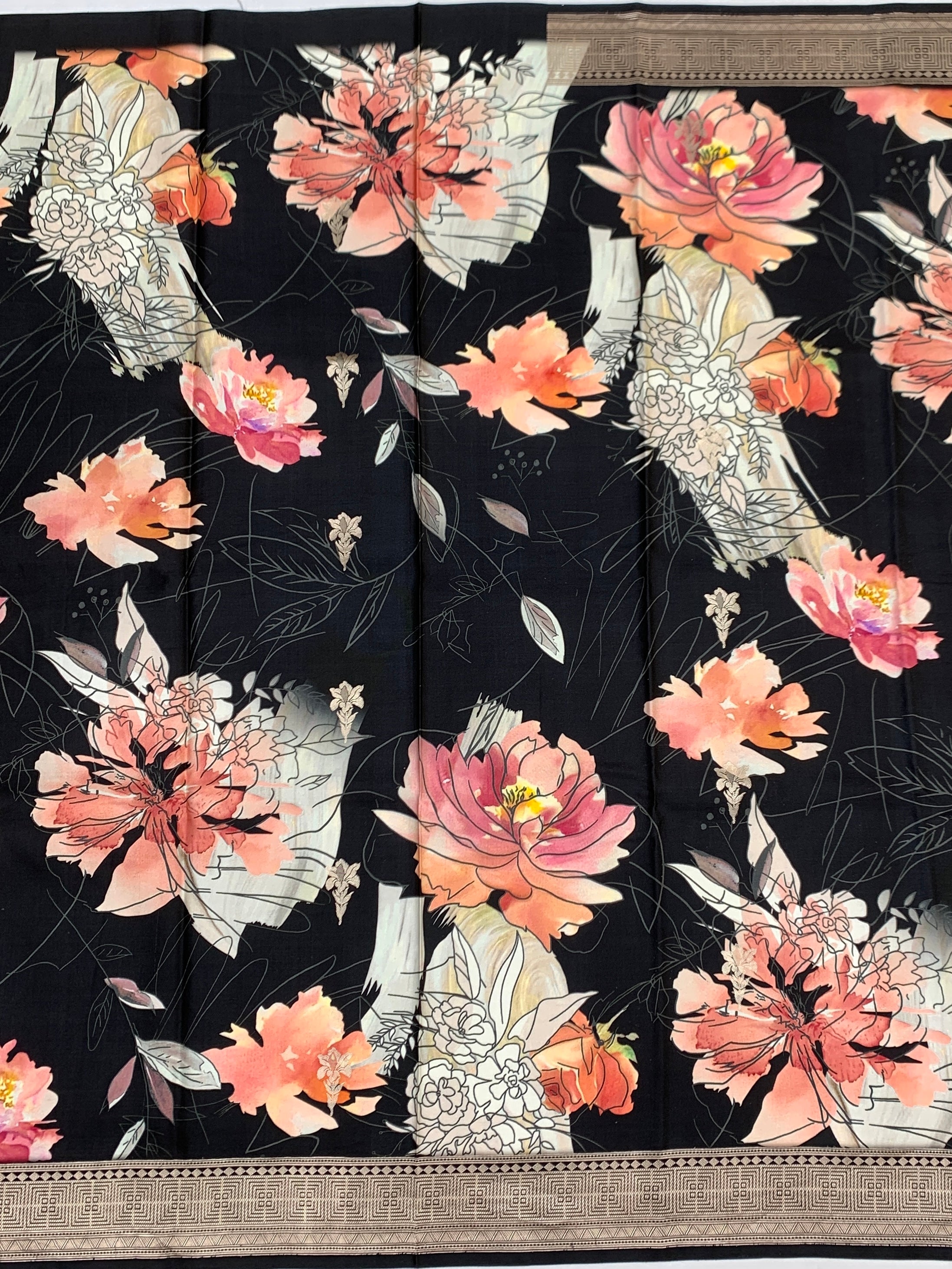 Midnight Noir Floral Fusion: Printed Banarasi Mashru Silk Saree