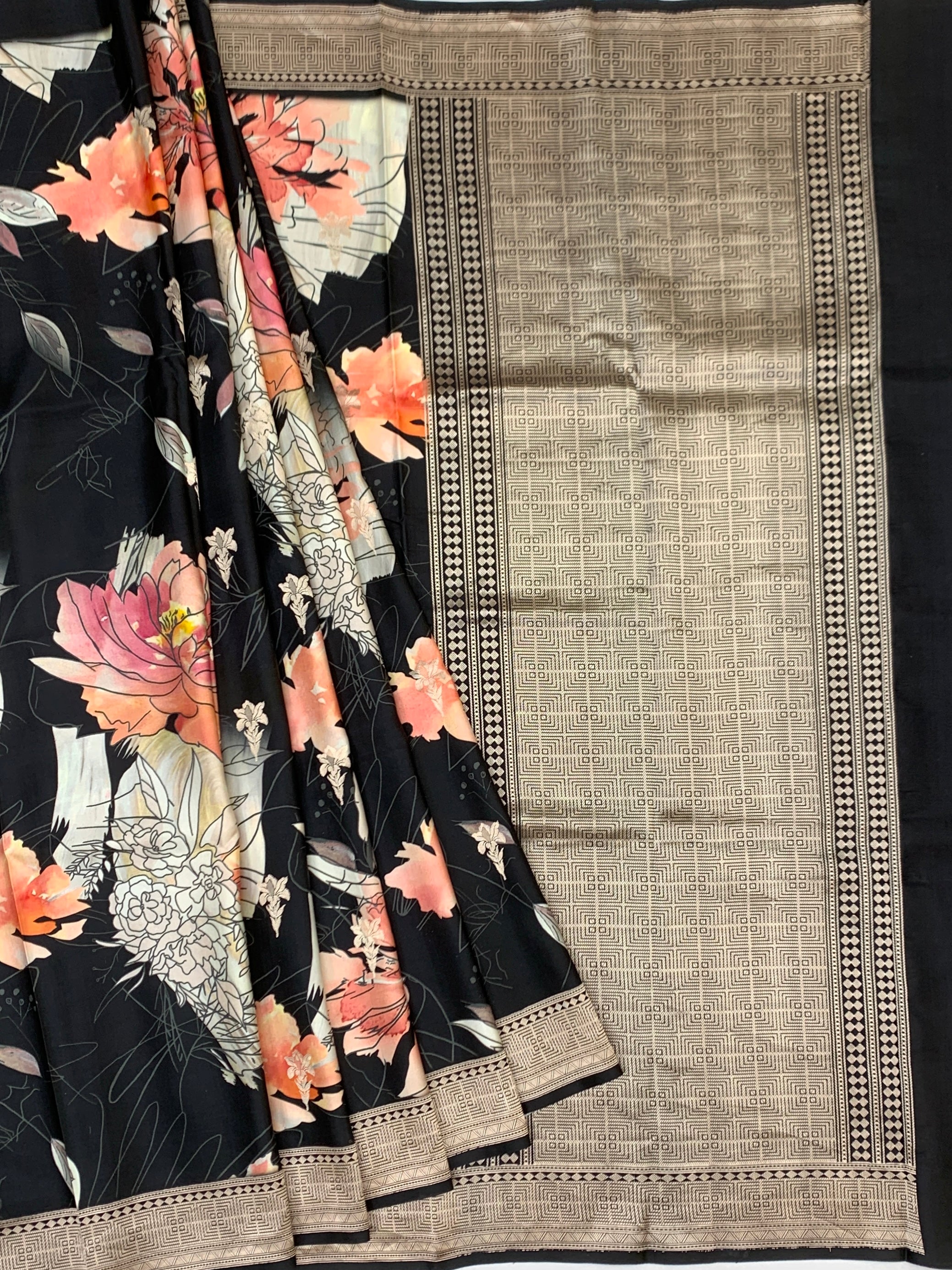 Midnight Noir Floral Fusion: Printed Banarasi Mashru Silk Saree