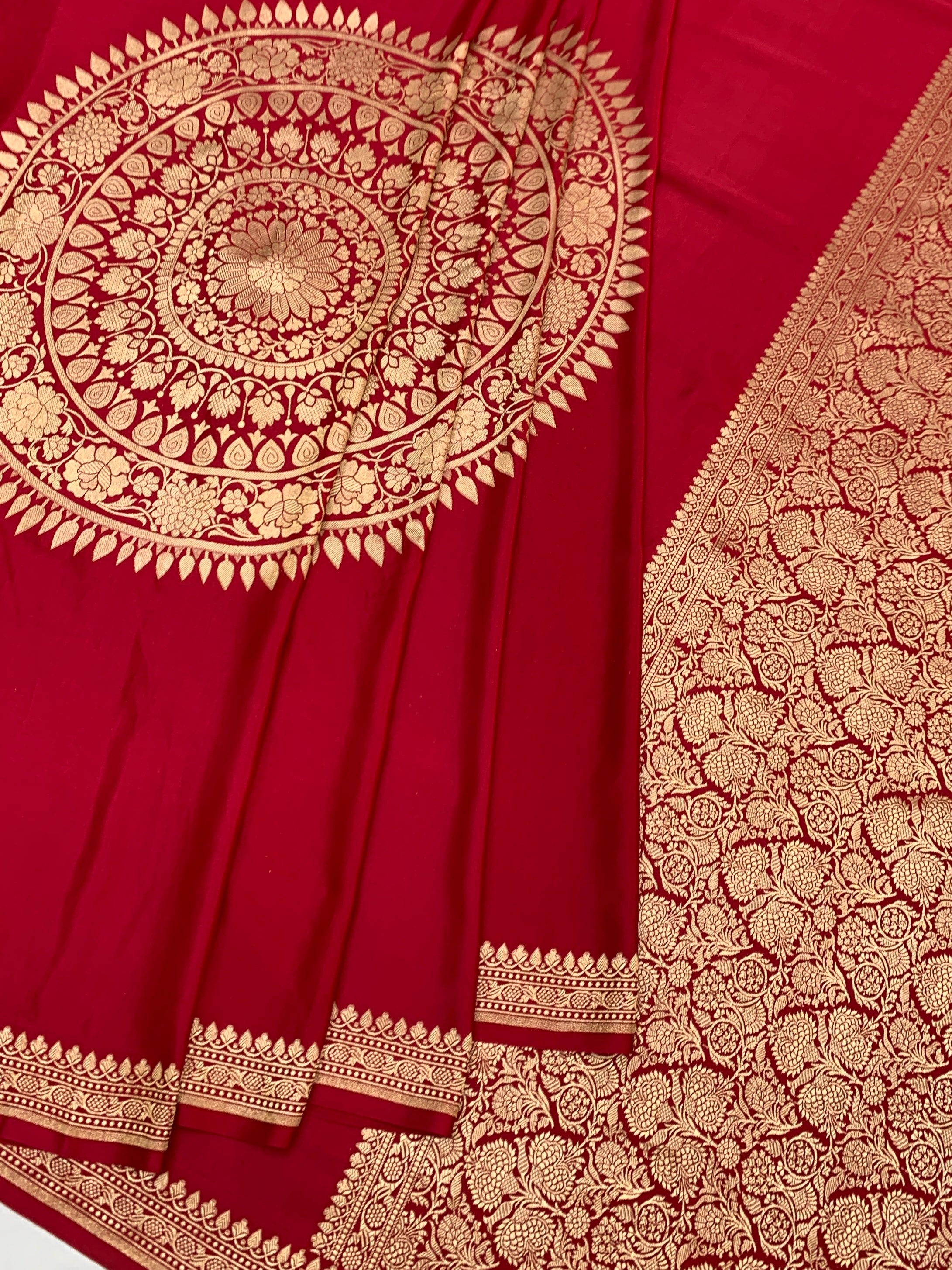 Exquisite Crimson Red Mashru Silk Saree