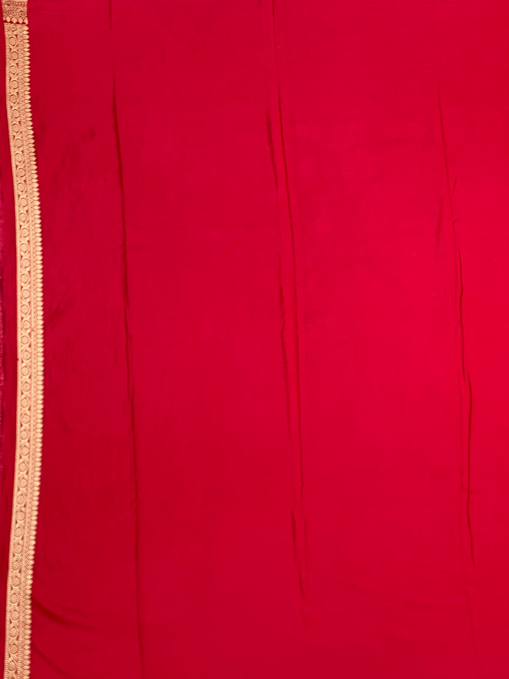 Exquisite Crimson Red Mashru Silk Saree
