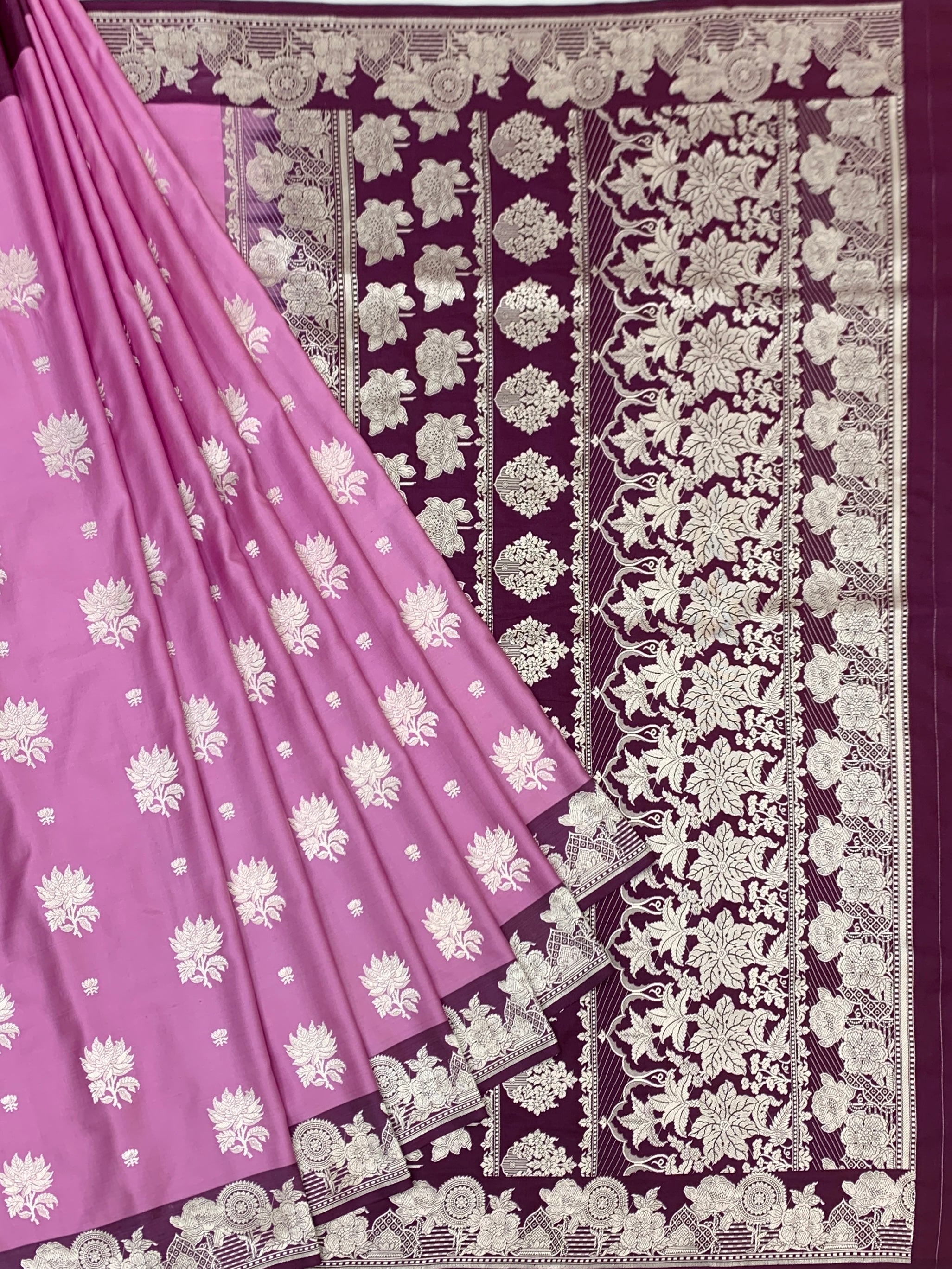 Exquisite Light Magenta-Pink Mashru Silk Saree