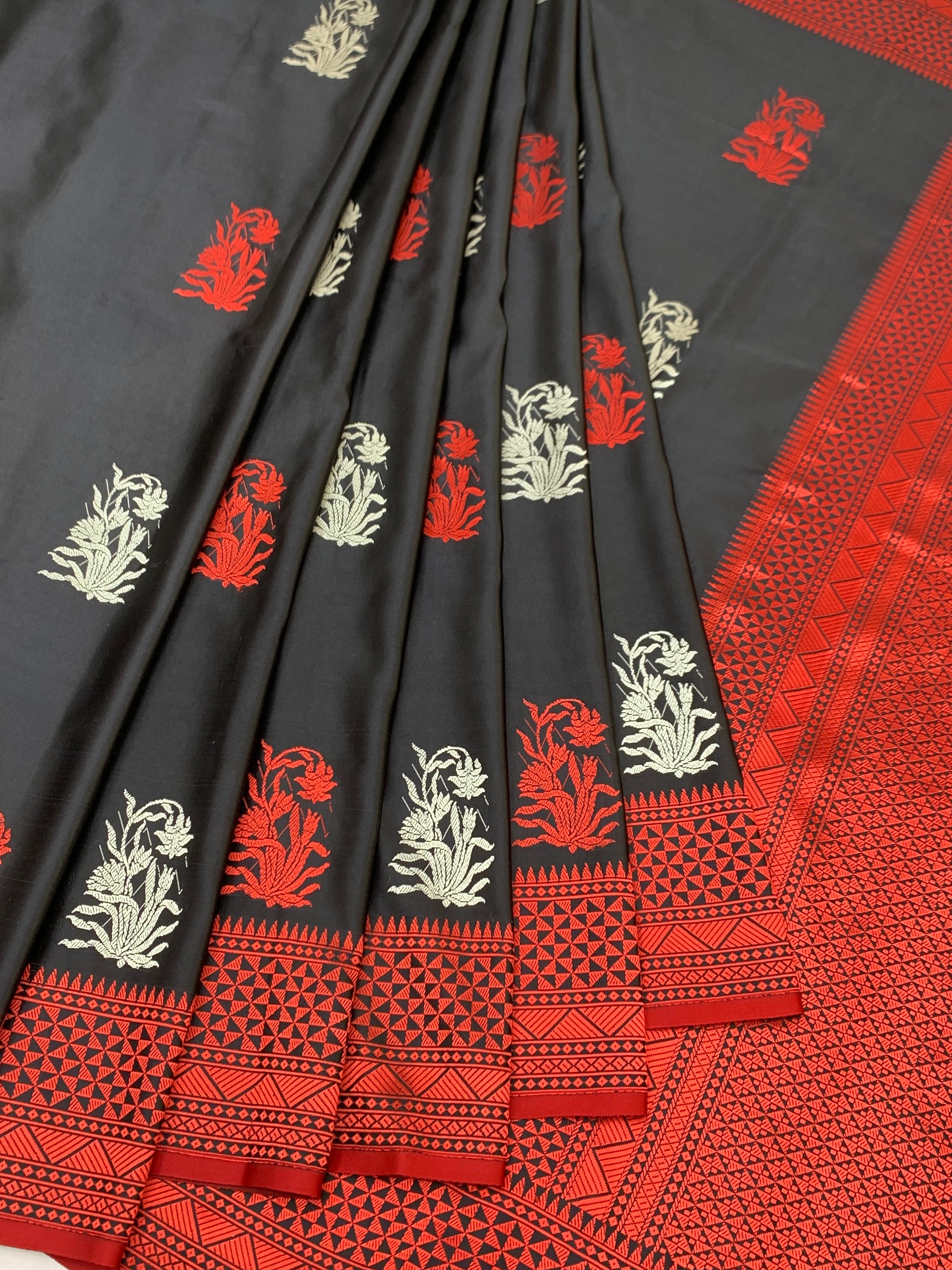 Elegant Black & Crimson Red Mashru Silk Saree