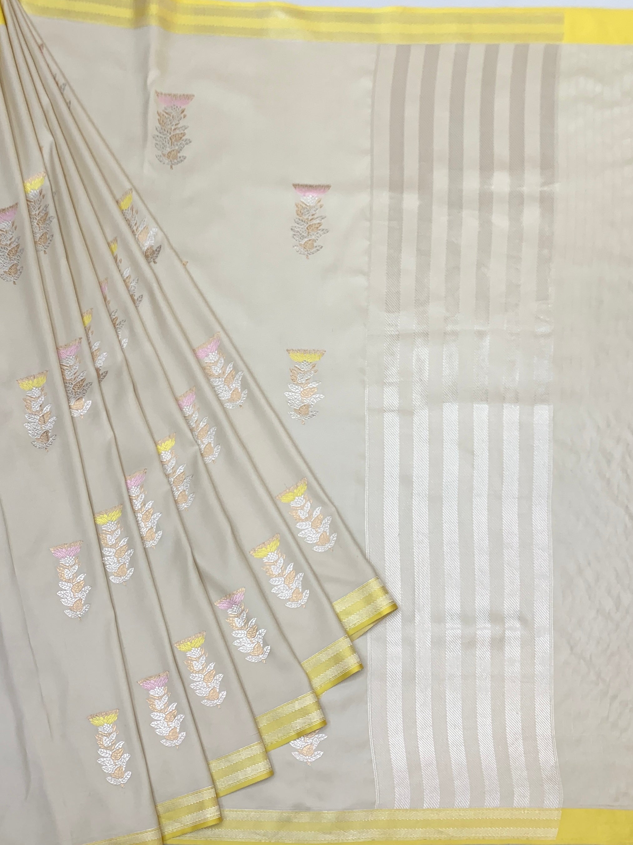Elegant Off-White Mashru Silk Saree