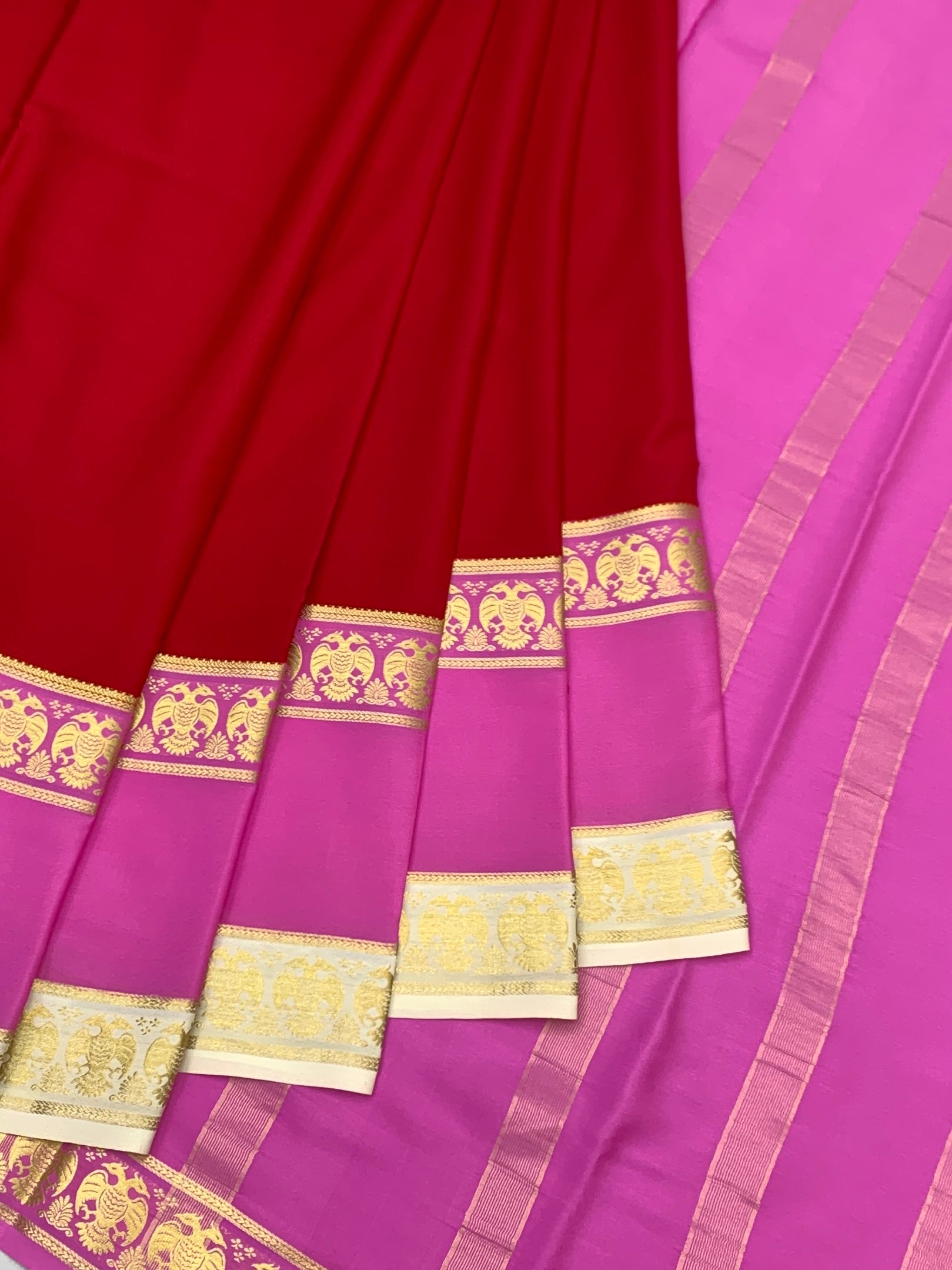 Elegant Dual-Tone Mysore Silk Saree with Annapakshi Zari Border
