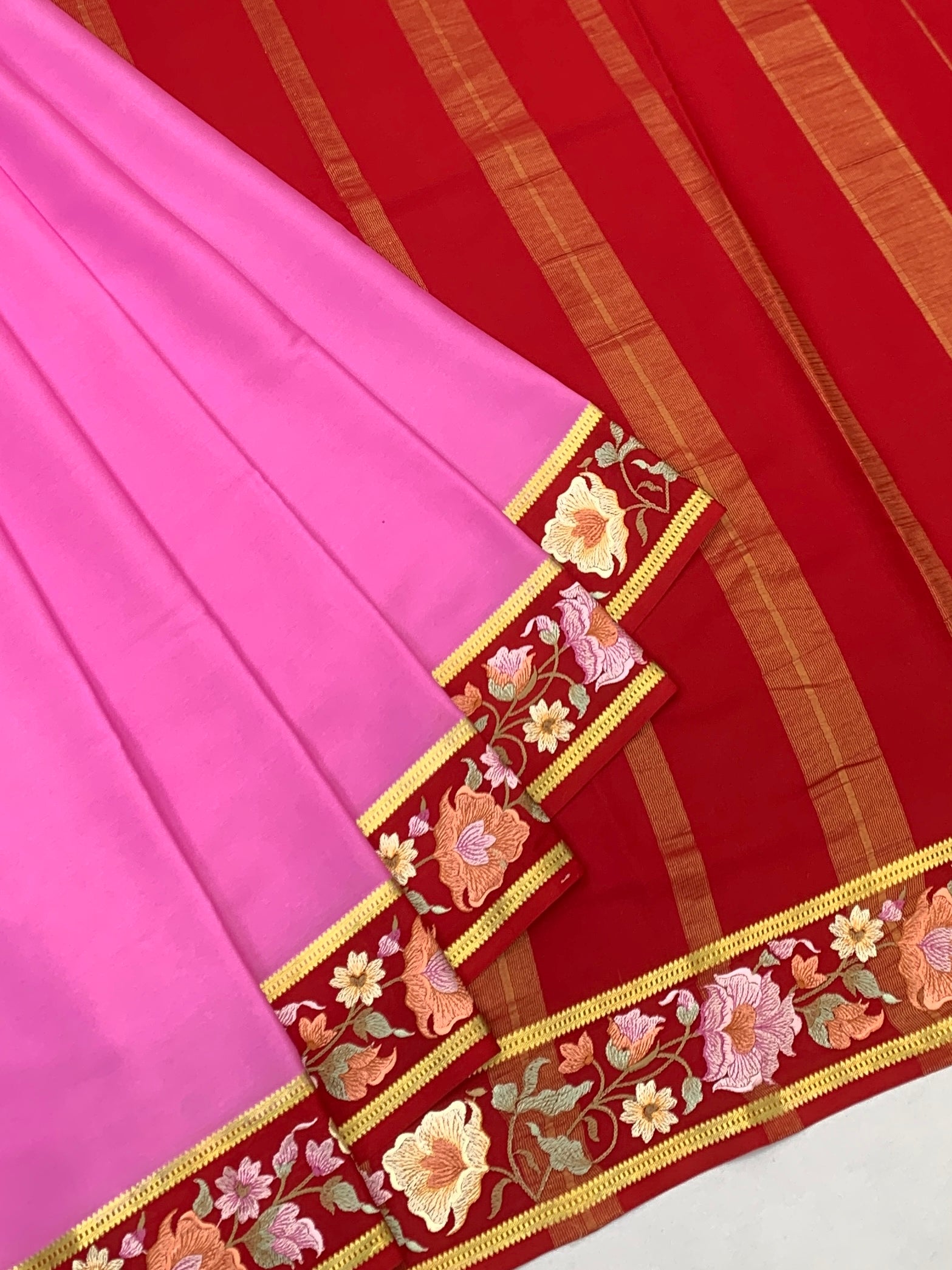 Exquisite Pink Mysore Silk Saree with Floral Embroidered Red Border