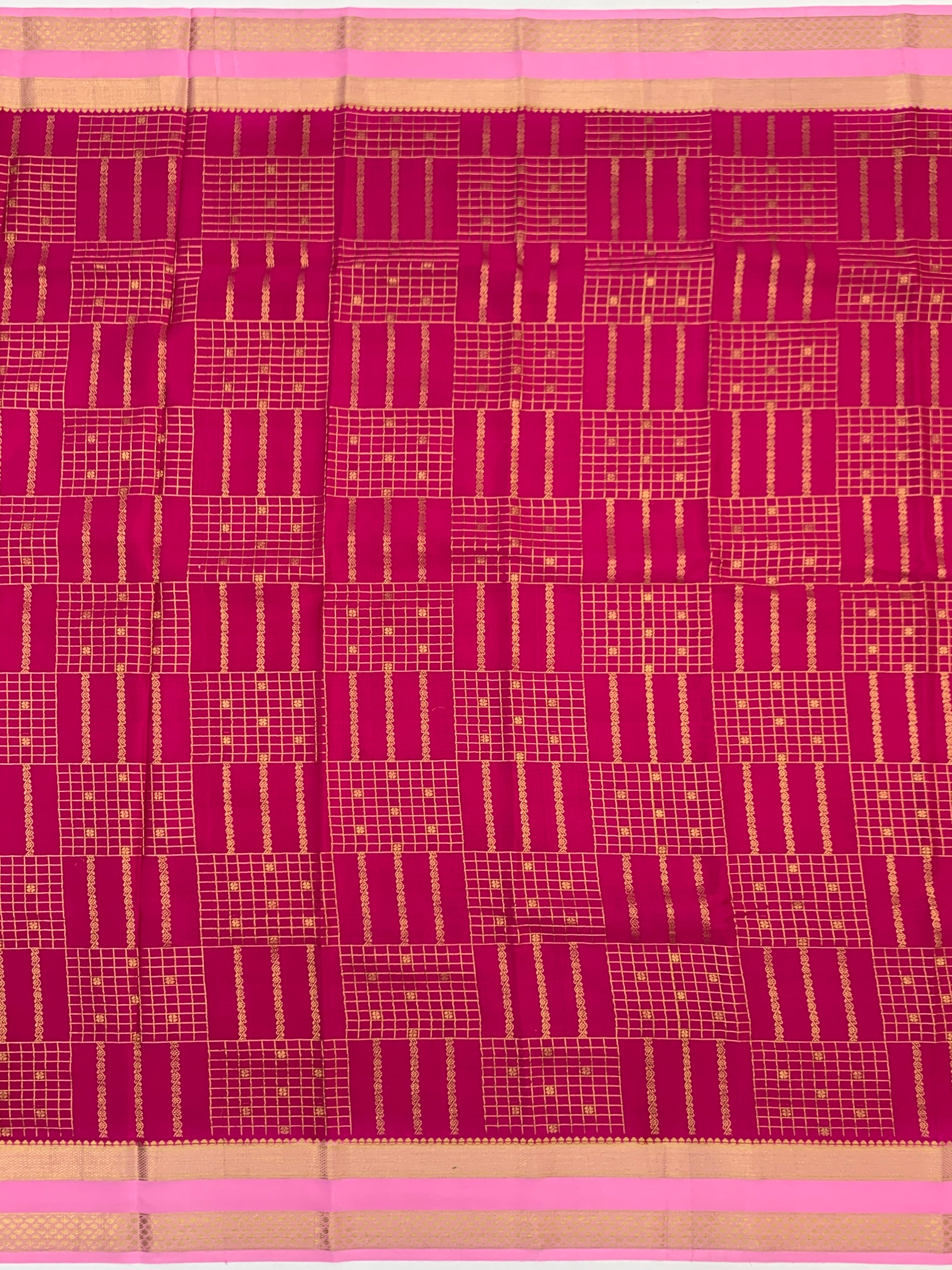 Elegance in Silk: Mysore Silk Saree in Magenta Pink