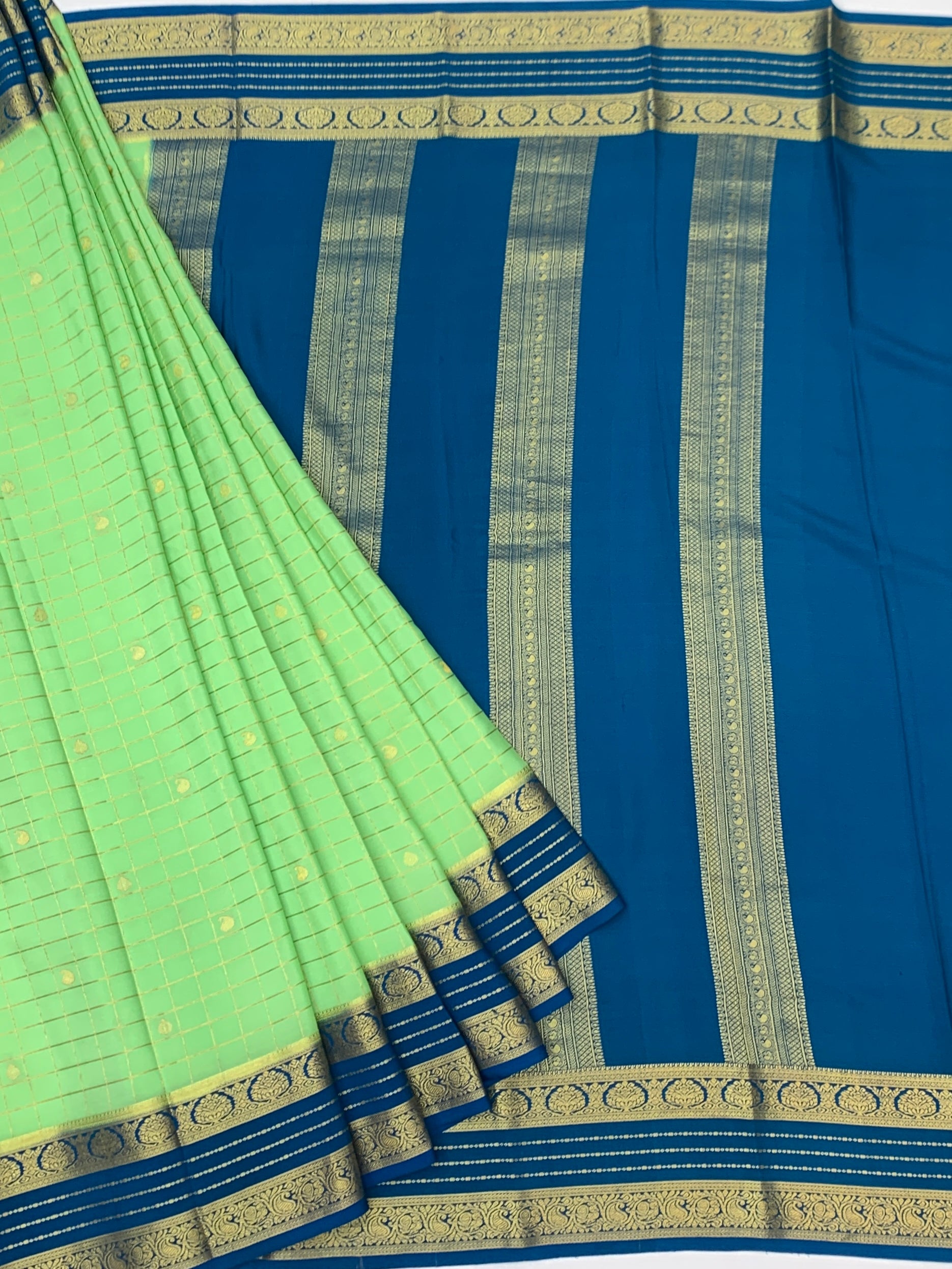 Royal Contrast Mysore Silk Saree – Mint Green & Peacock Blue
