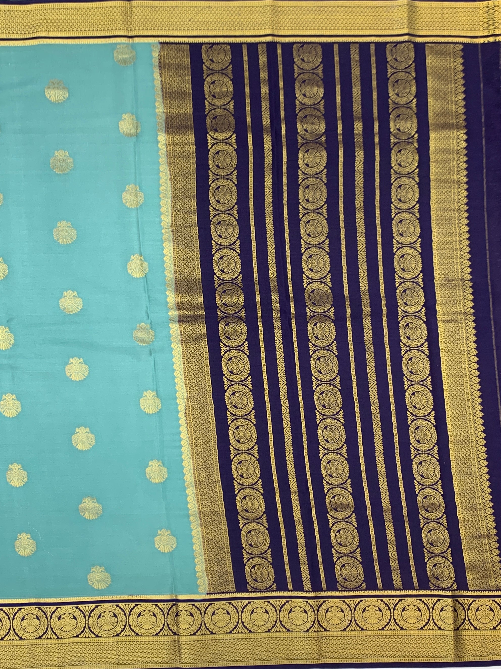 Royal Contrast: Seafoam Teal & Navy Blue Mysore Silk Saree