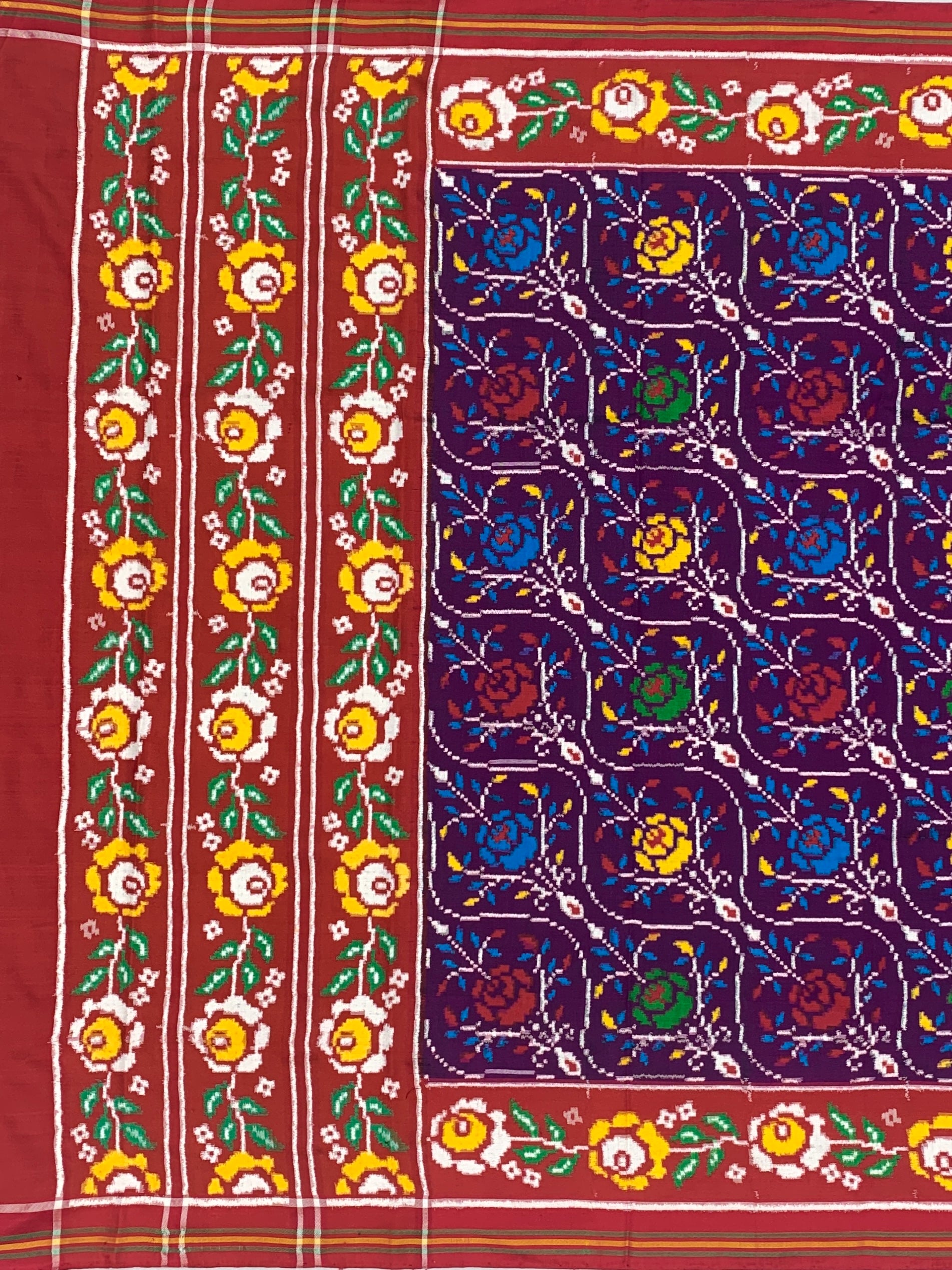 Exquisite Handwoven Patan Patola Silk Saree – Deep Aubergine & Crimson Floral Jaal