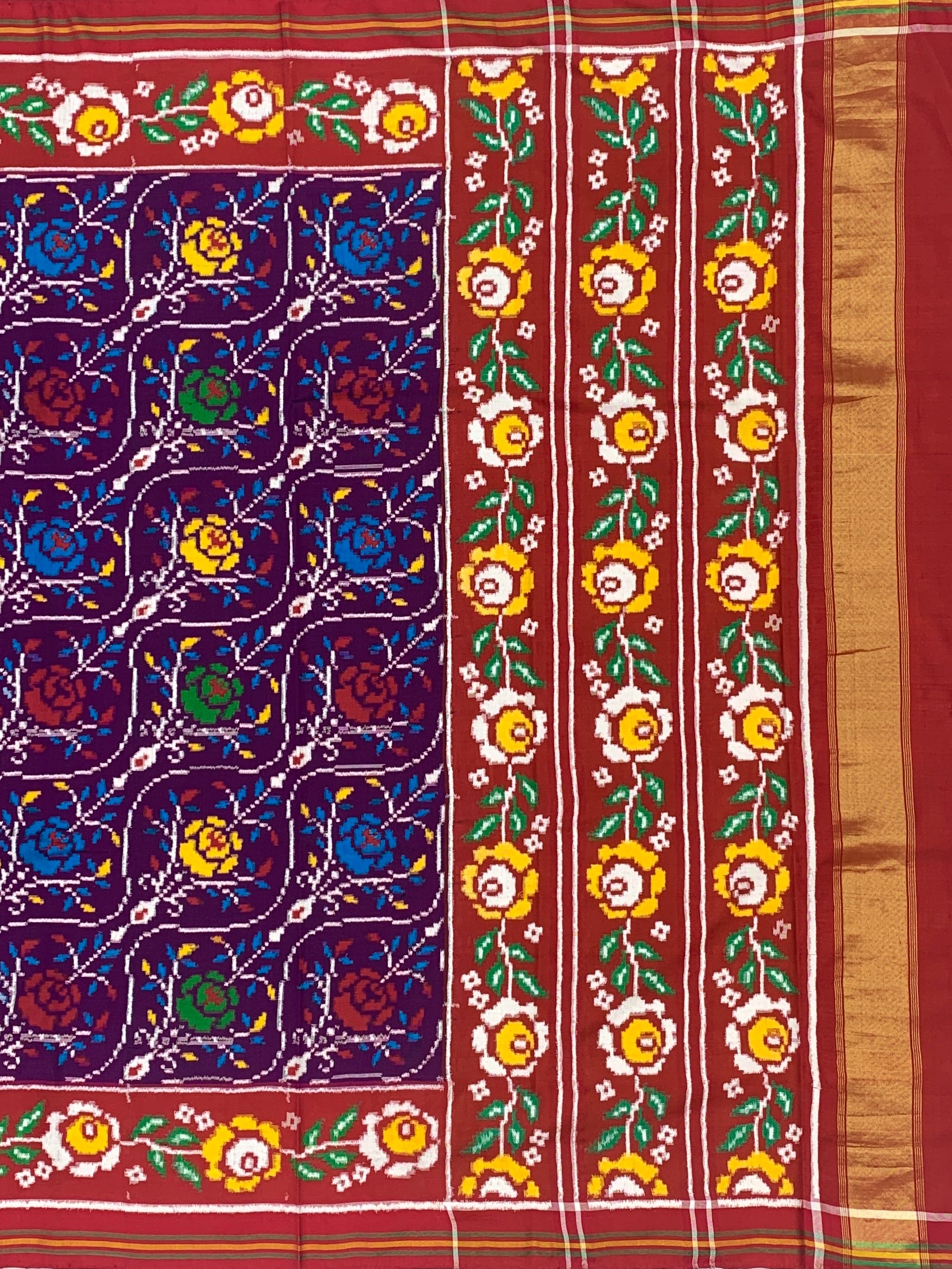 Exquisite Handwoven Patan Patola Silk Saree – Deep Aubergine & Crimson Floral Jaal