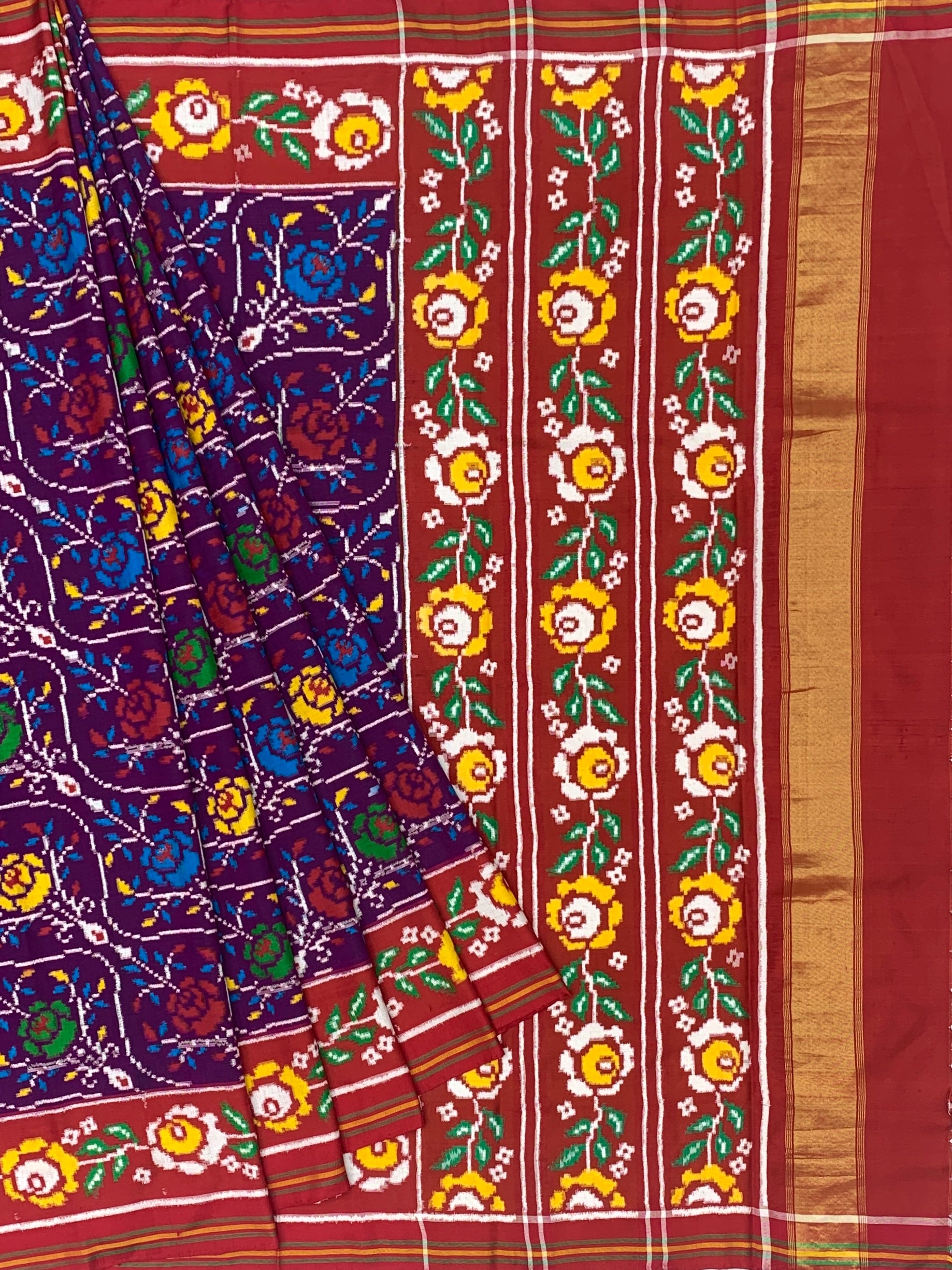 Exquisite Handwoven Patan Patola Silk Saree – Deep Aubergine & Crimson Floral Jaal