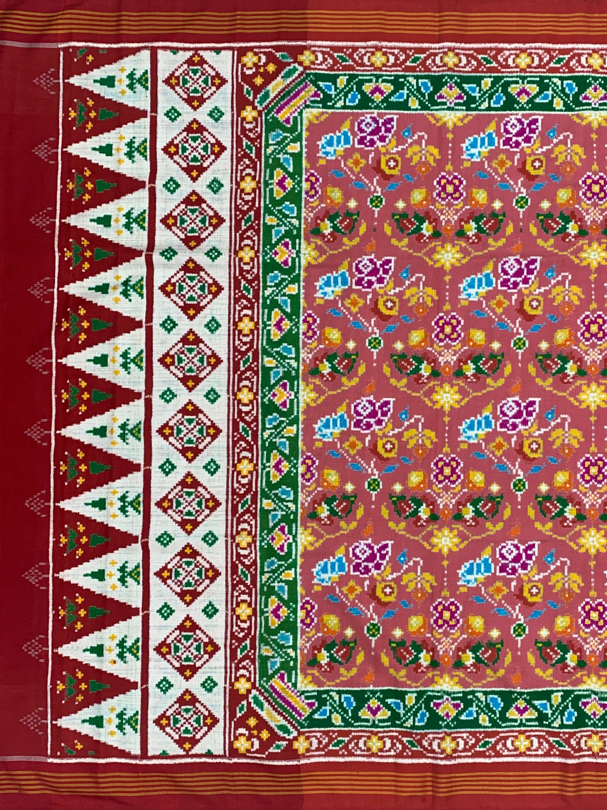 Exquisite Handwoven Patan Patola Silk Saree – Pastel Dusty Rose & Crimson Temple Pallu