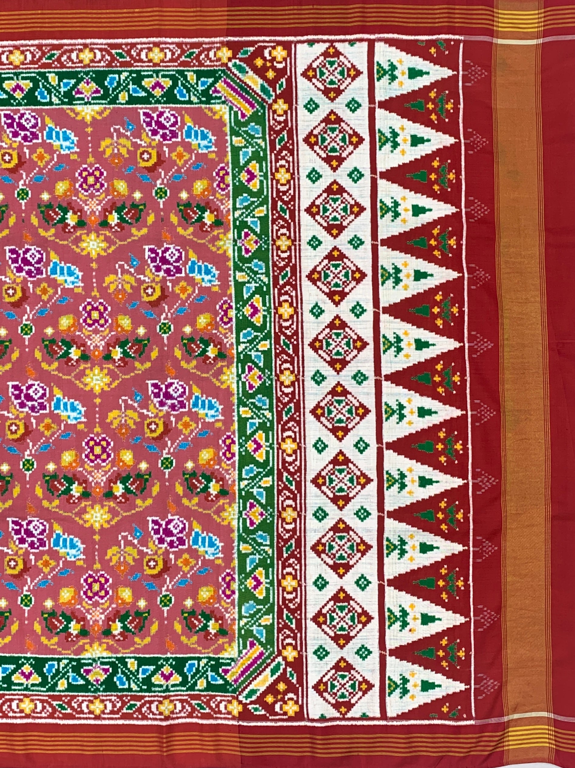 Exquisite Handwoven Patan Patola Silk Saree – Pastel Dusty Rose & Crimson Temple Pallu