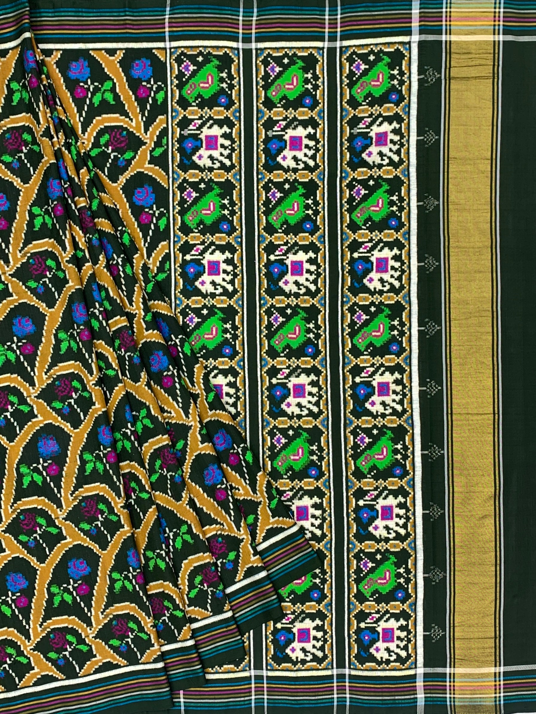 Exquisite Handwoven Patan Patola Silk Saree – Deep Bottle Green & Golden Mustard Floral Jaal