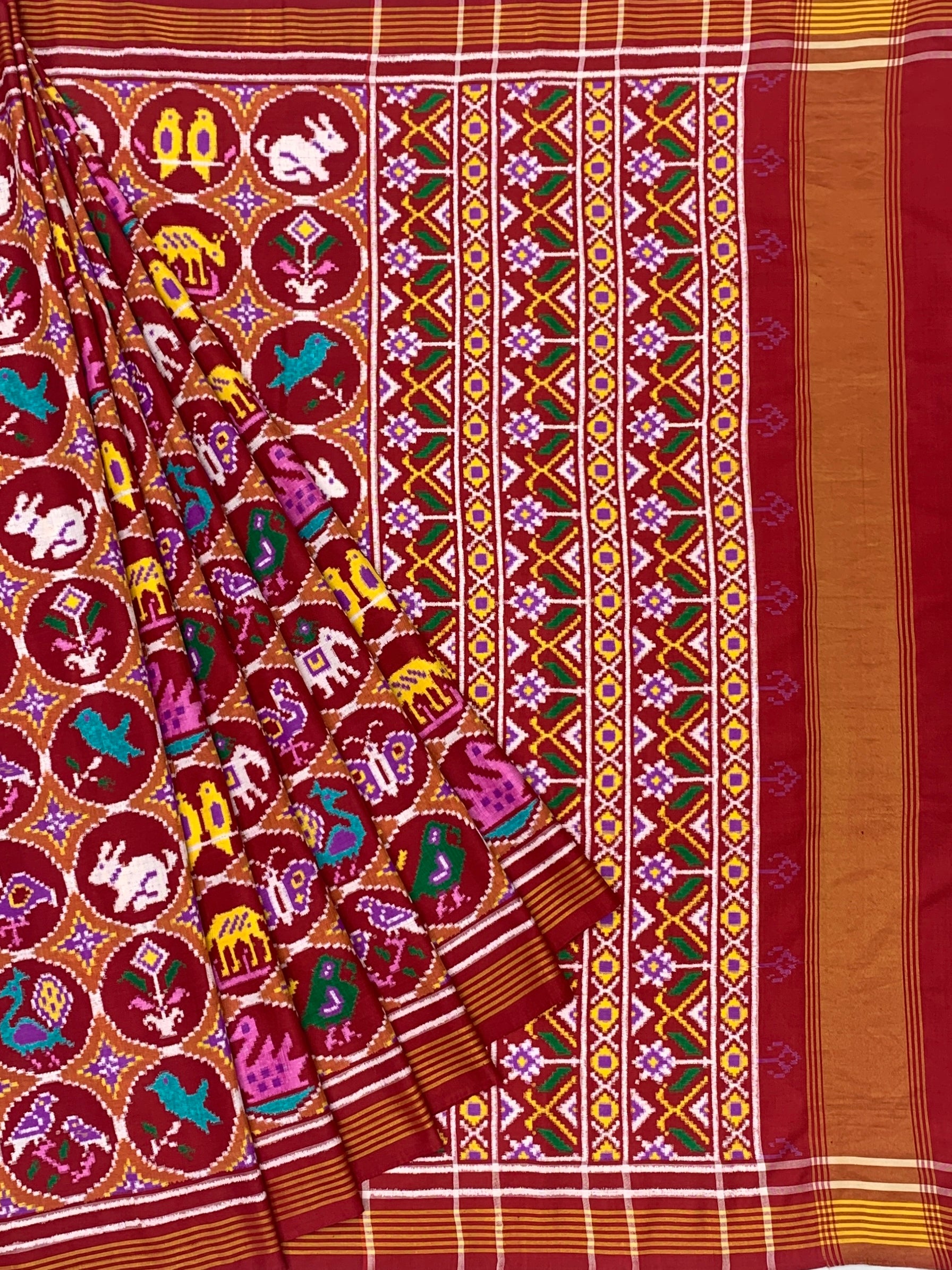 Exquisite Handwoven Patan Patola Silk Saree – Animal Motifs