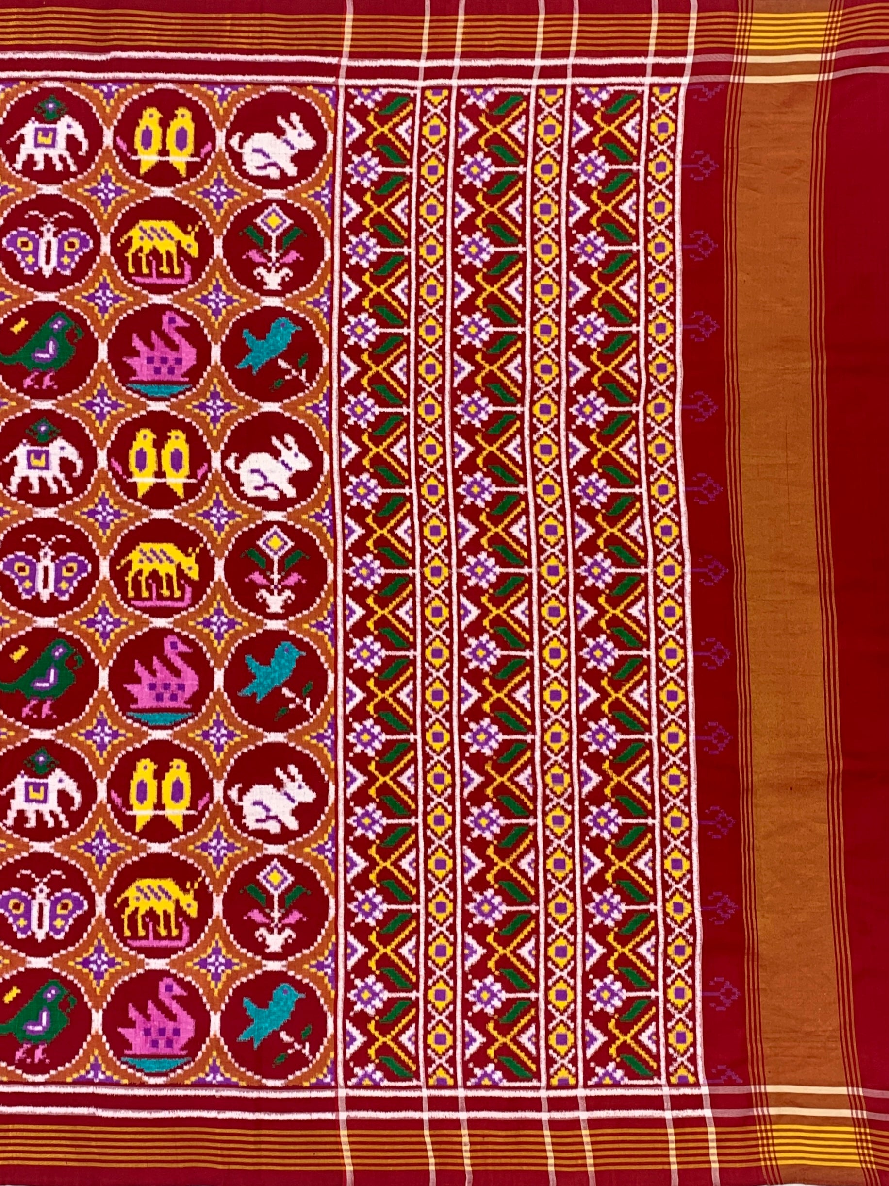 Exquisite Handwoven Patan Patola Silk Saree – Animal Motifs