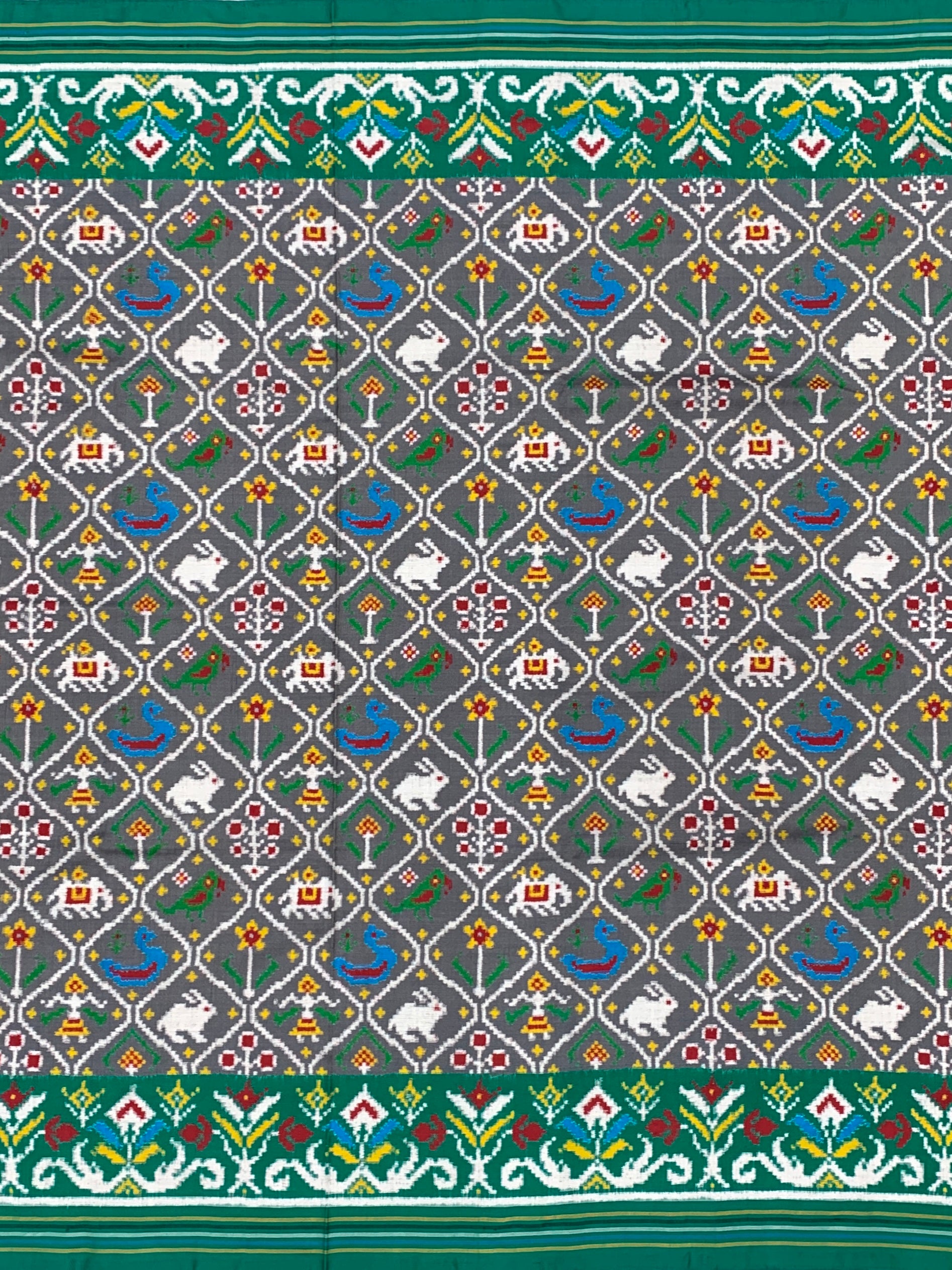Exquisite Handwoven Patan Patola Silk Saree – Contemporary Grey & Emerald Green
